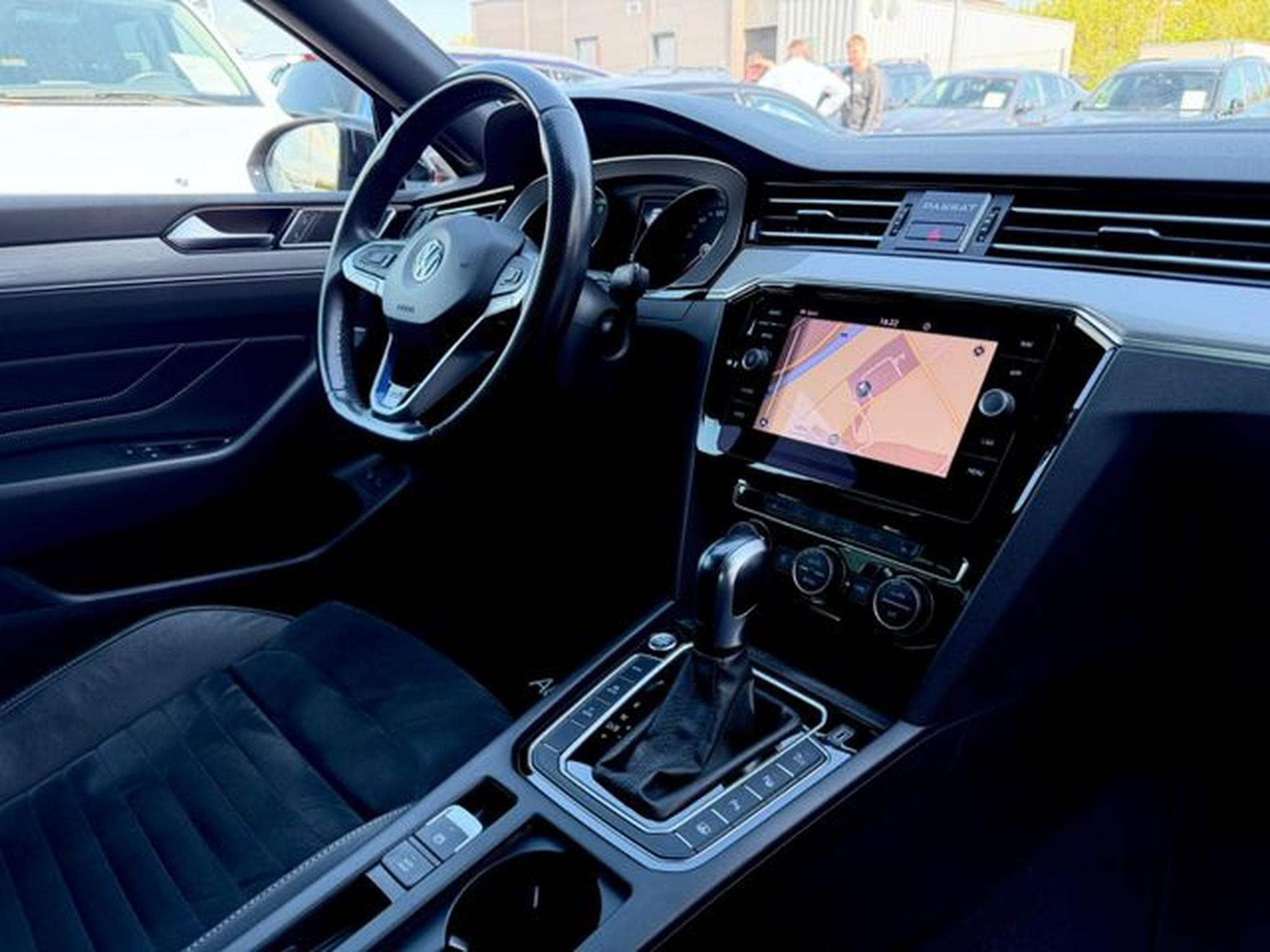 VW Passat Passat Lim. GTE / NAVI/HUD/PANO/CAM/AHK/GARANTIE (2020) - Photo 12