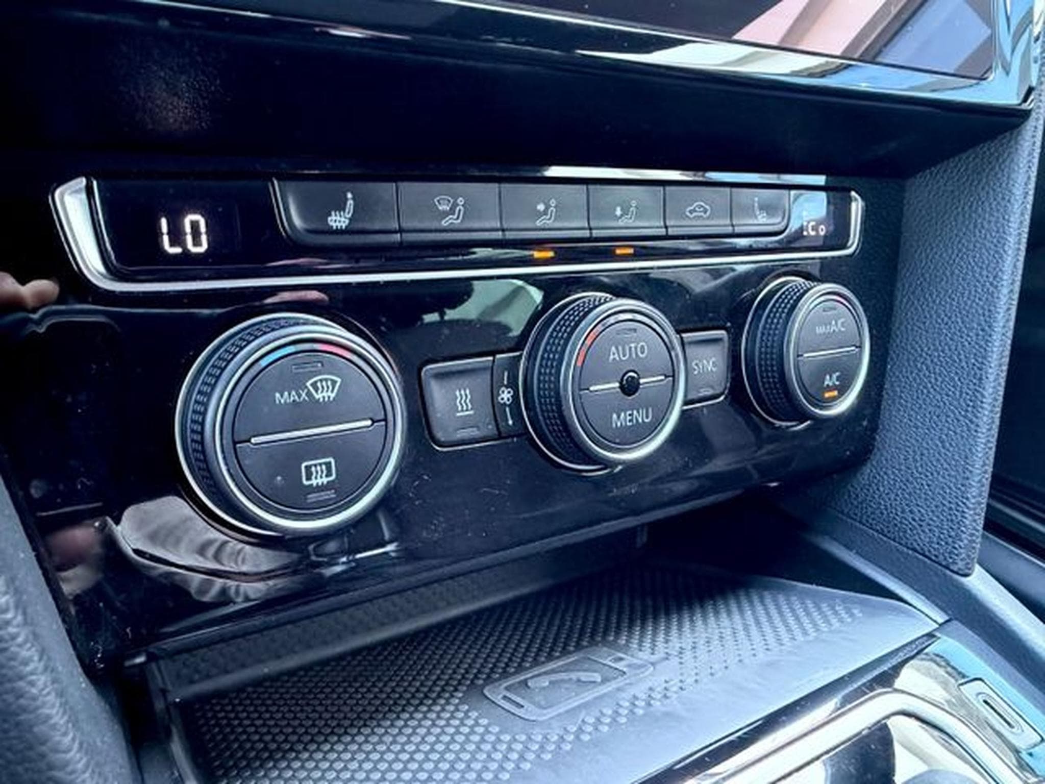 VW Passat Passat Lim. GTE / NAVI/HUD/PANO/CAM/AHK/GARANTIE (2020) - Photo 21