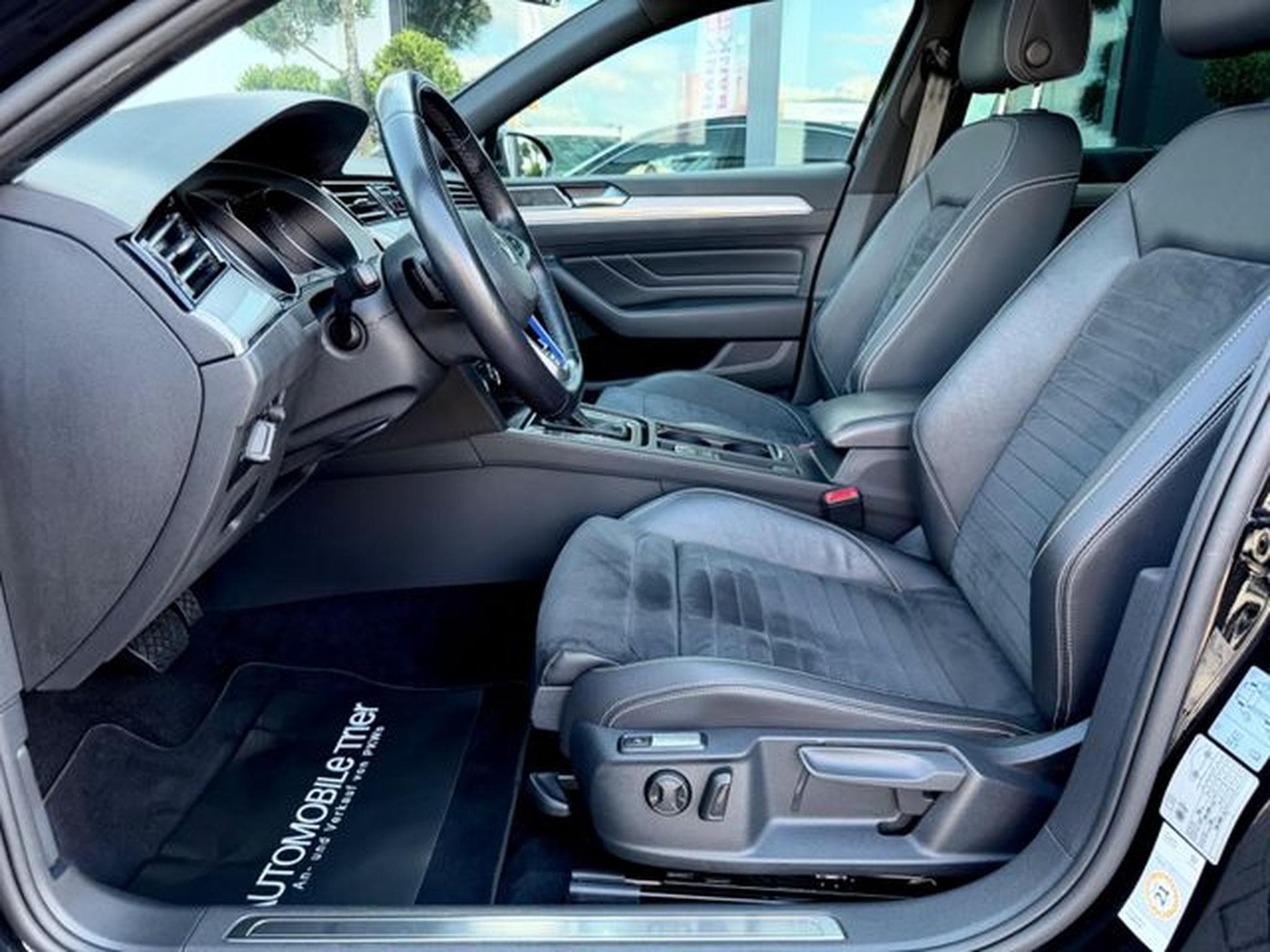 VW Passat Passat Lim. GTE / NAVI/HUD/PANO/CAM/AHK/GARANTIE (2020) - Photo 9