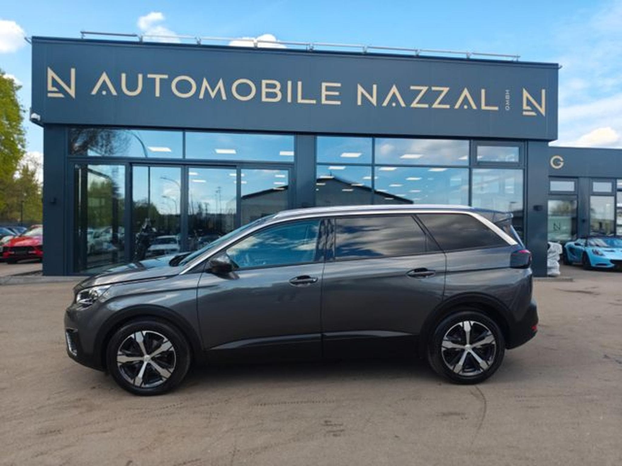 Peugeot 5008 5008*7 SITZER*AUTOMATIK*VIRTUELL*PACK ASSIST*2.H (2019) - Foto 13