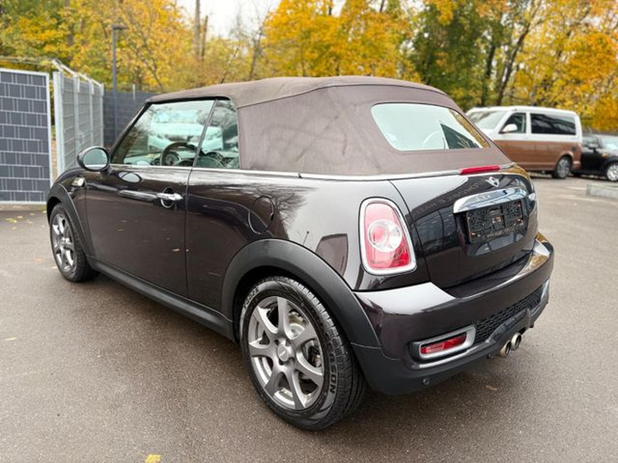MINI Cooper COOPER S CABRIO*HIGHGATE SONDERMODELL*ICED CHOCO (2013) - Photo 13
