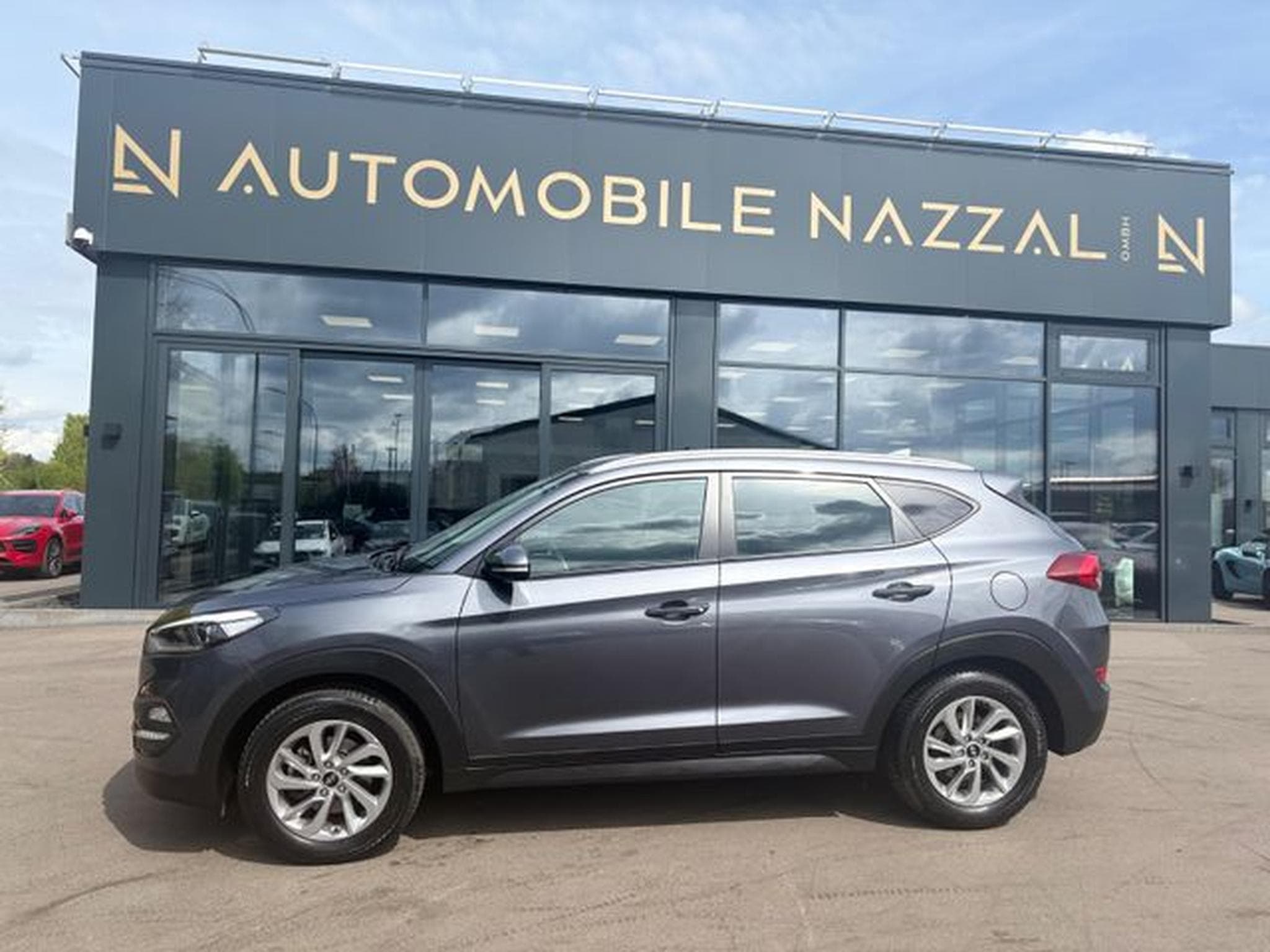 Hyundai TUCSON TUCSON BLUE TREND*KAMERA*NAVI*SITZHEIZUNG*1.HAND (2016) - Foto 11