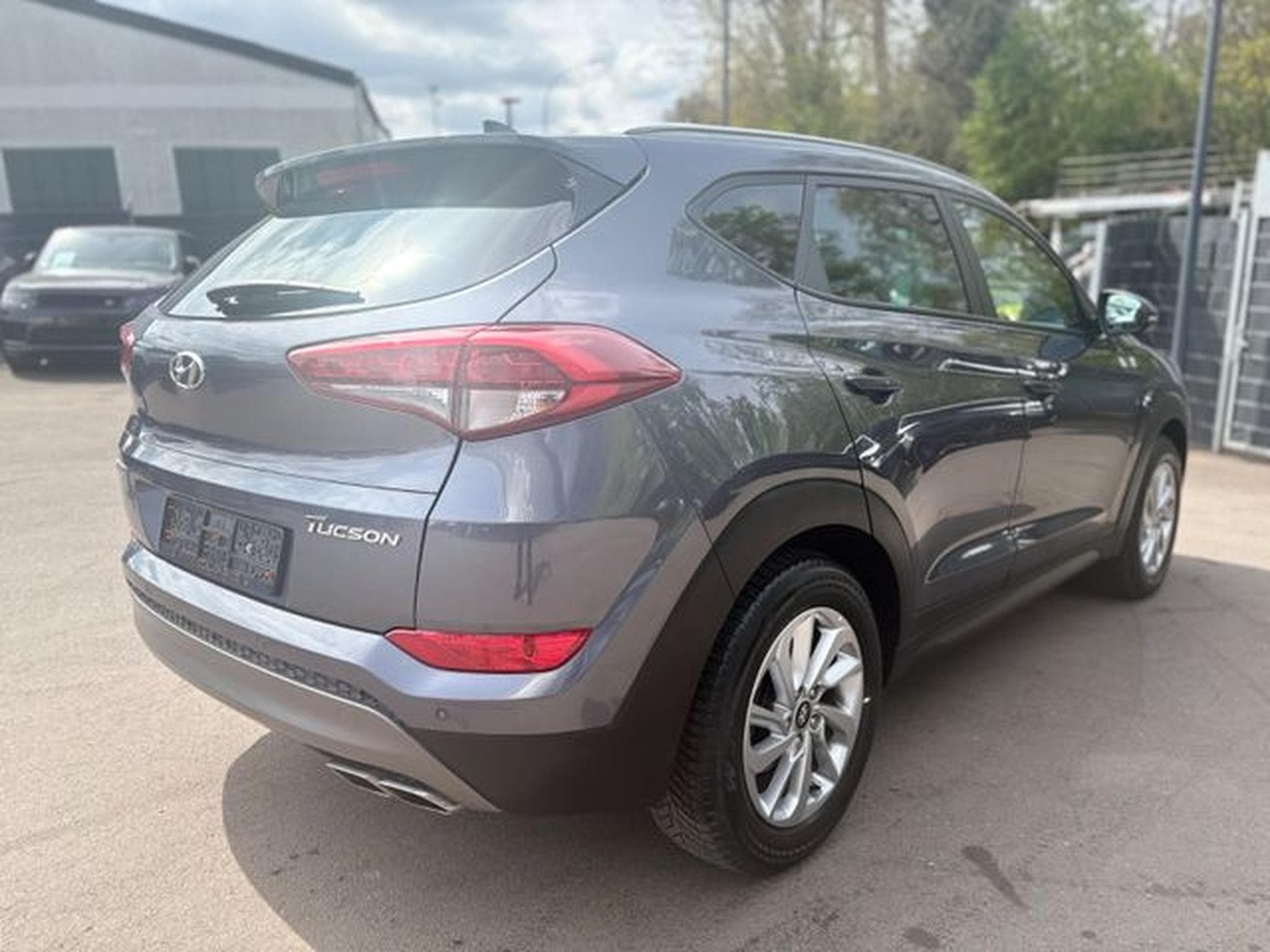 Hyundai TUCSON TUCSON BLUE TREND*KAMERA*NAVI*SITZHEIZUNG*1.HAND (2016) - Foto 7
