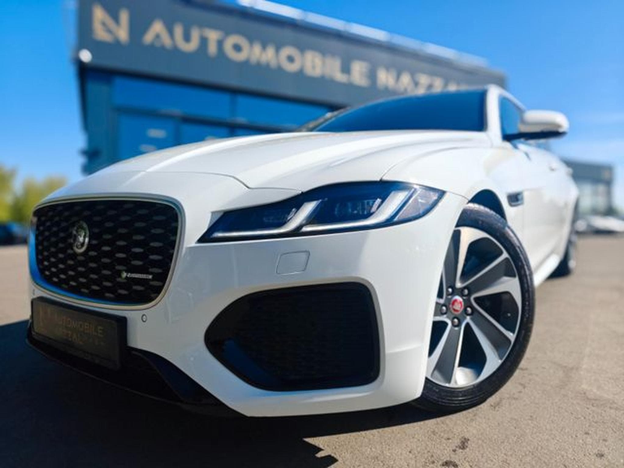 Jaguar XF XF SPORTBRAKE AWD*R-DYNAMIC*2.HD*LED*LEDER*TOP* (2023) - Foto 10