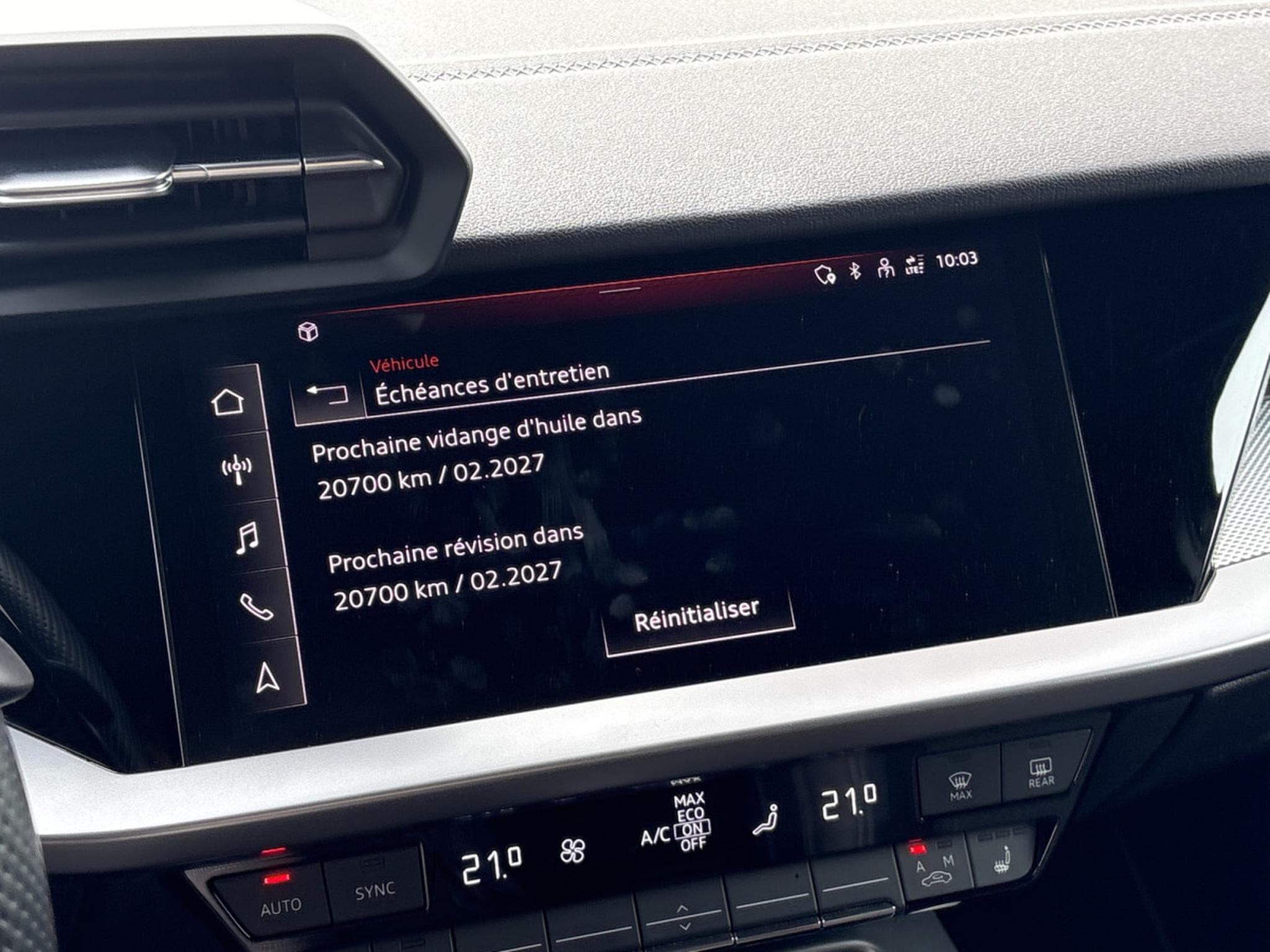 Audi A3 SPORTBACK 35 TFSI S-LINE S-TRONIC (2023) - Photo 11