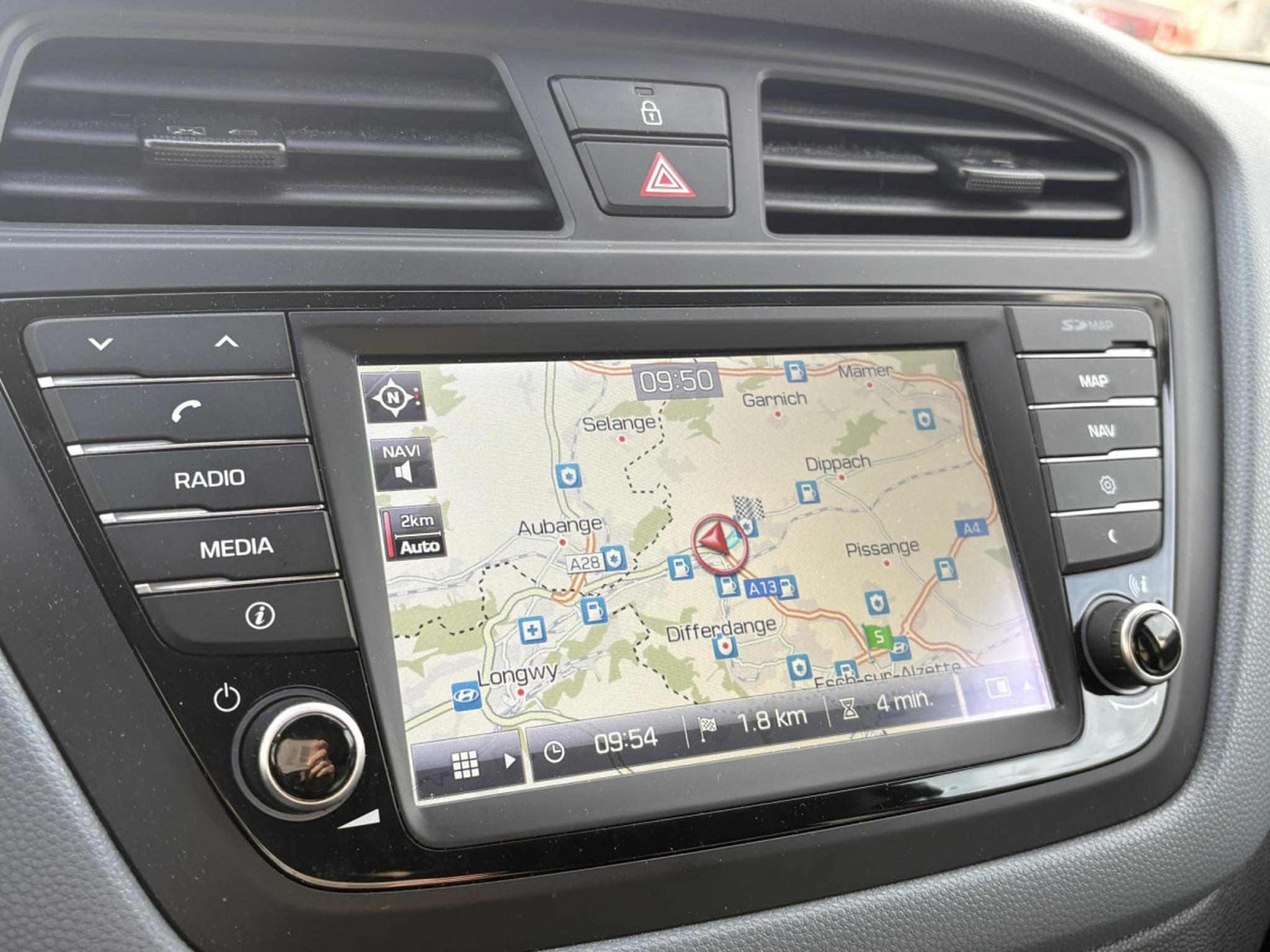 Hyundai i20 1.4 CRDI 90 PREMIUM (2018) - Photo 11