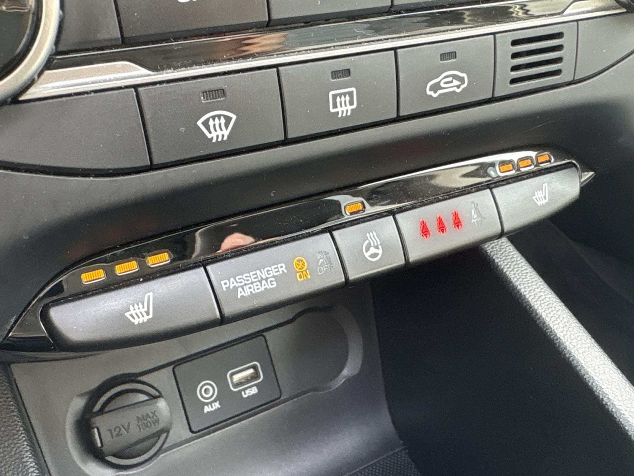 Hyundai i20 1.4 CRDI 90 PREMIUM (2018) - Photo 14