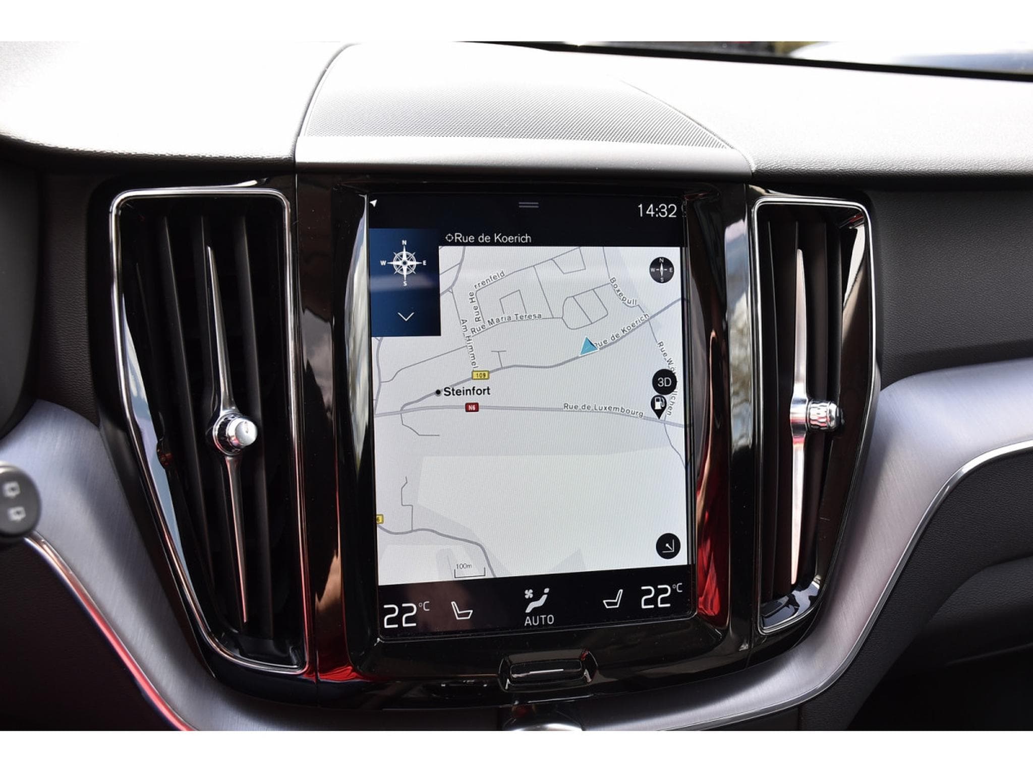 Volvo XC60 2.0 T5 Momentum Geartronic MEMO PANO BLIS CAM360 1° MAIN (2019) - Photo 11