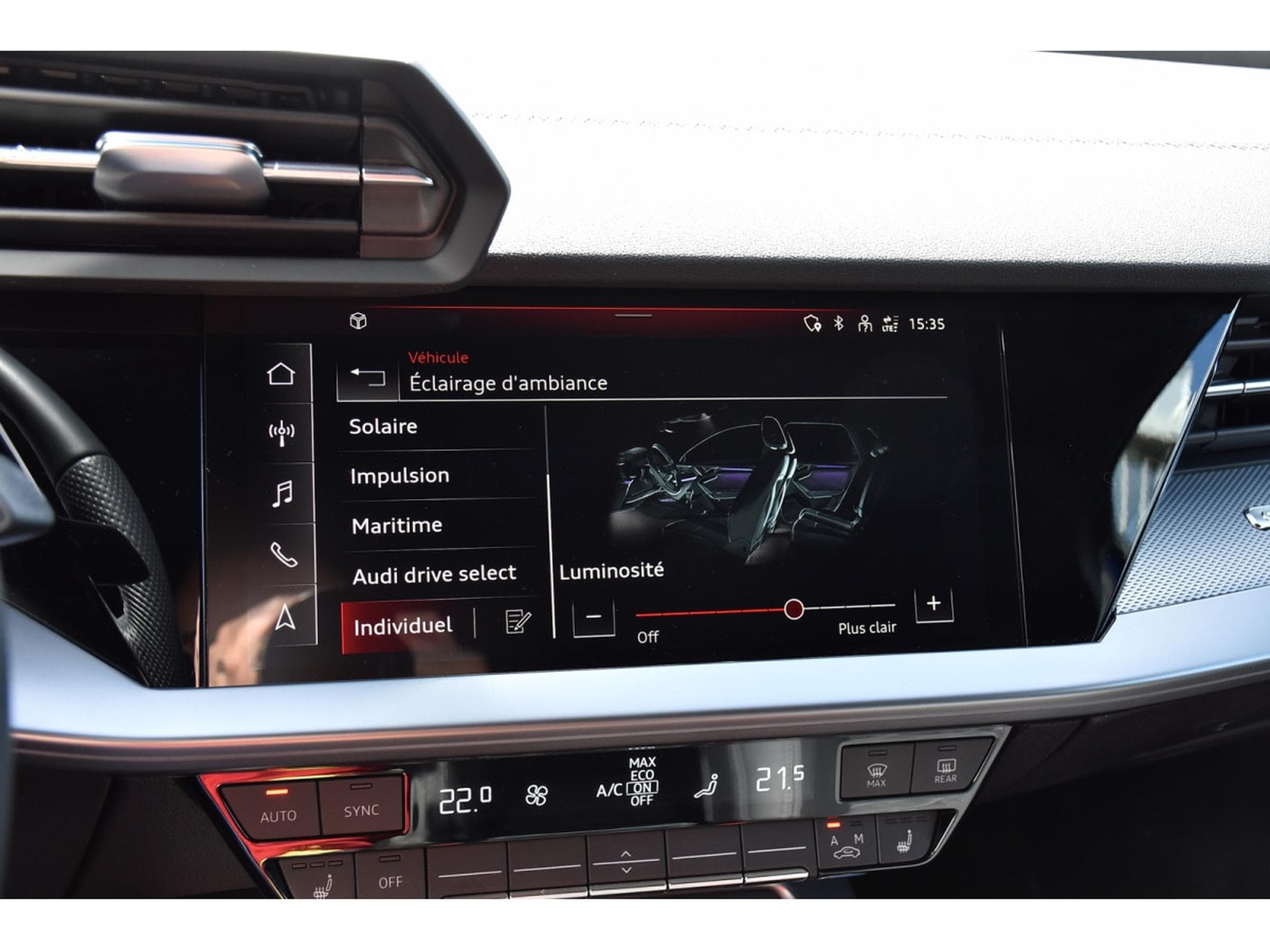 Audi A3 Sportback 40 TFSI Quattro S-Line S-Tronic CUIR ACC PARK 1°M. (2022) - Photo 16