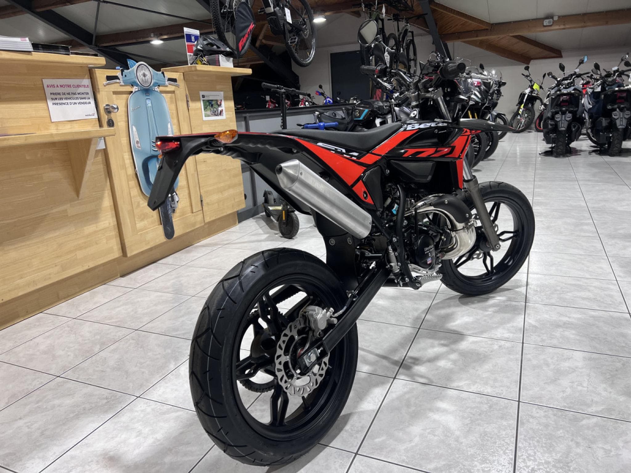 Beta RR Motard 50 2T (2026) - Photo 3