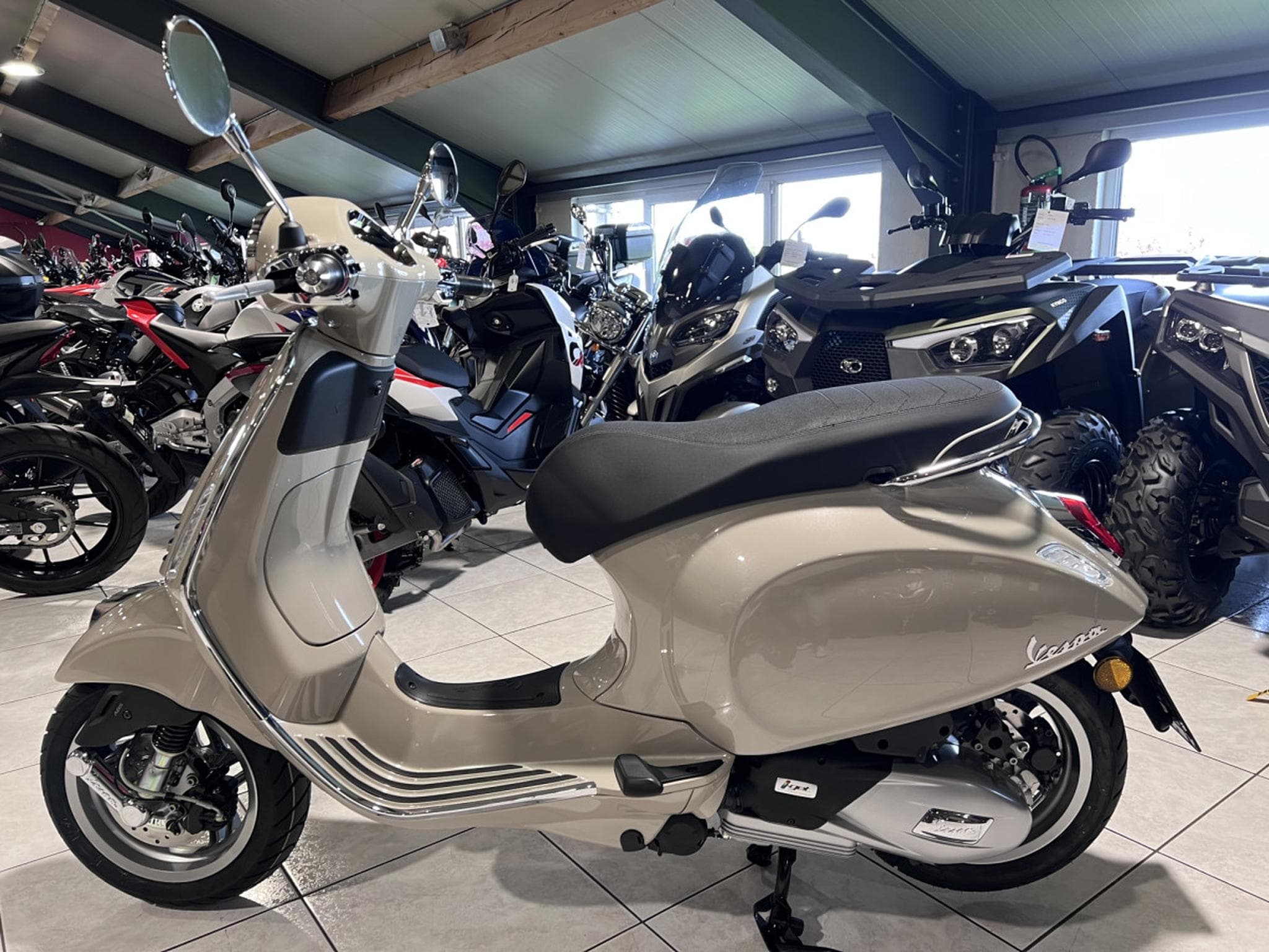 Vespa Primavera (2026) - Photo 4