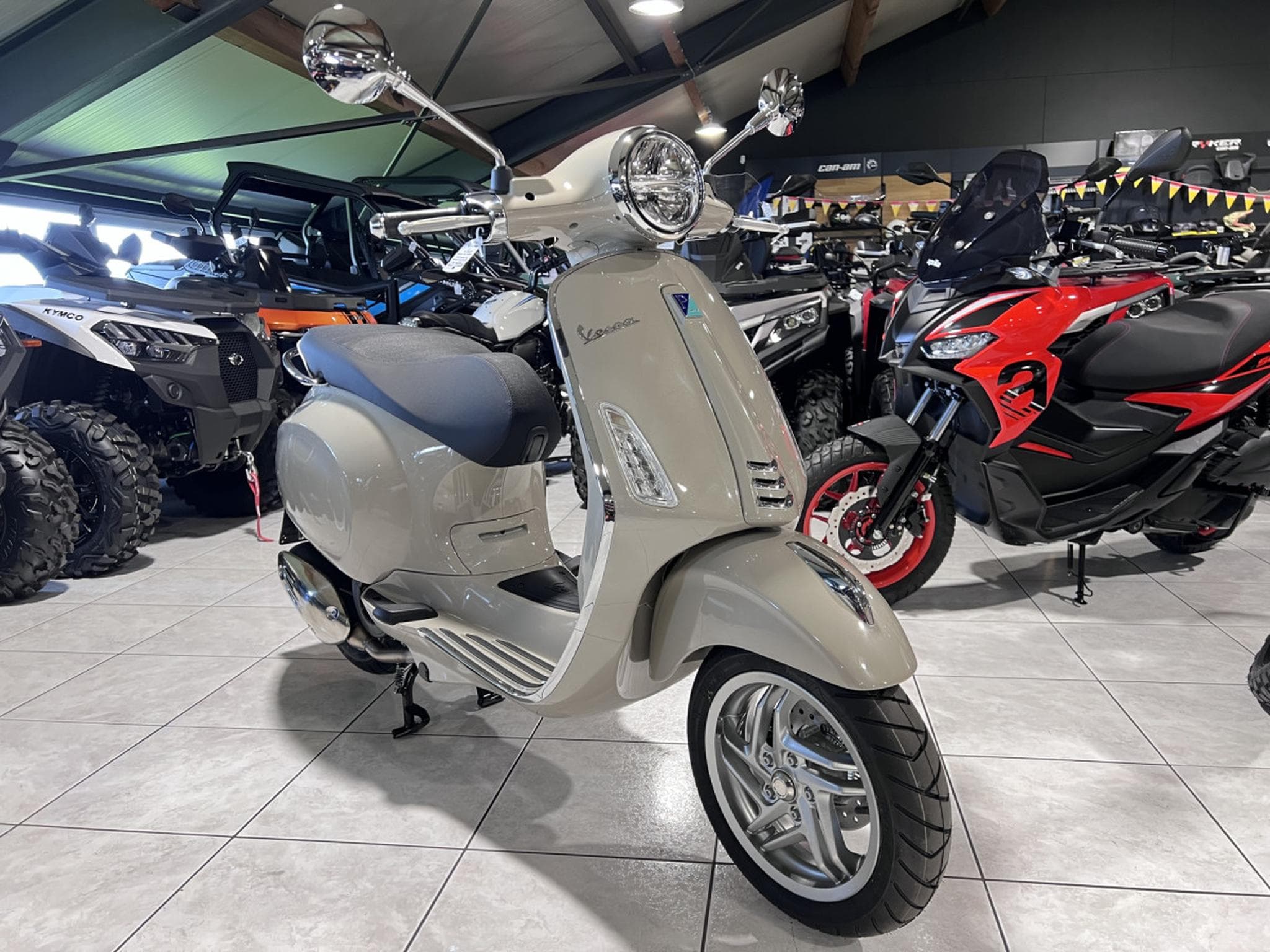 Vespa Primavera (2026) - Photo 7