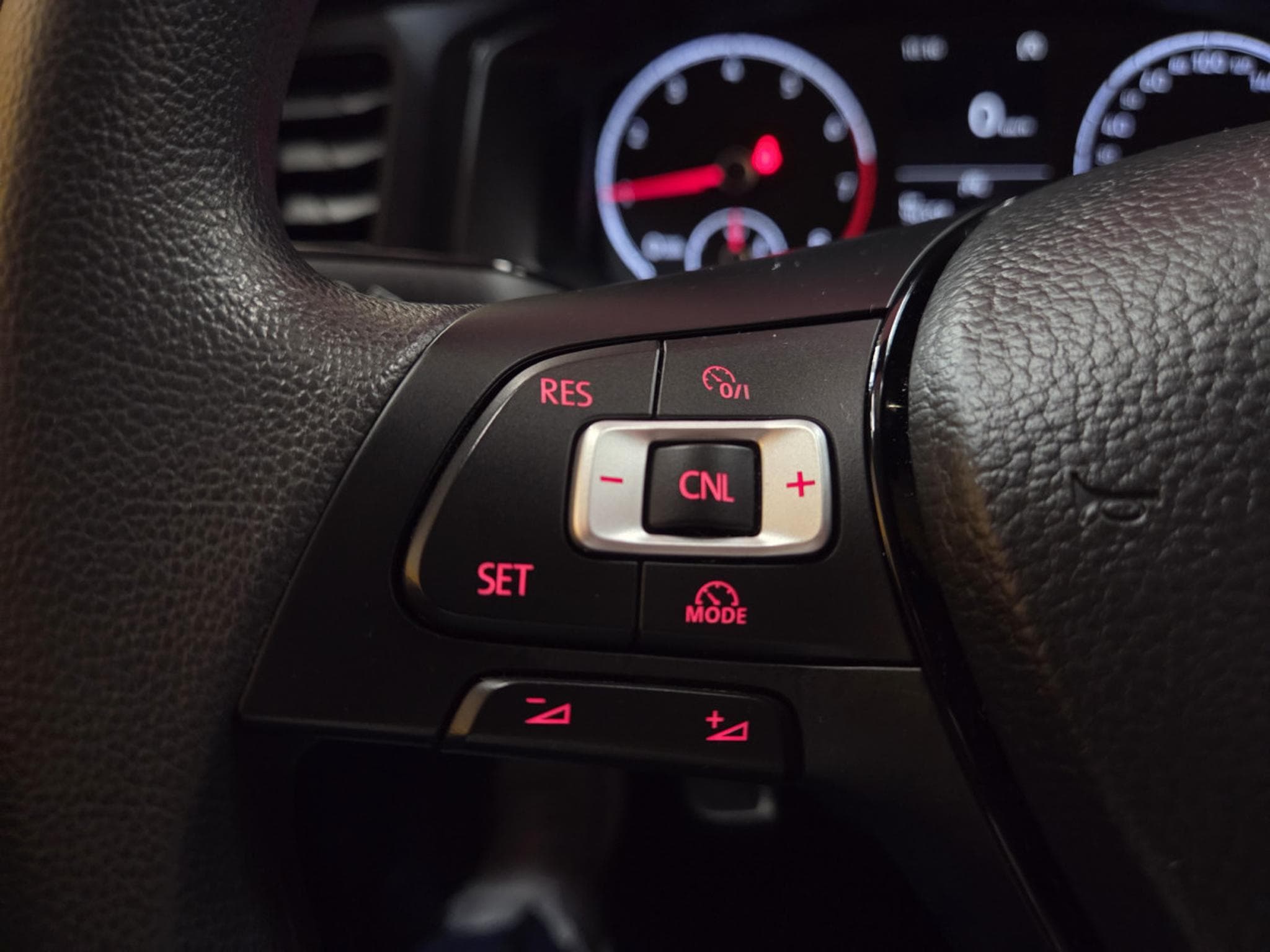 VW Polo 1.0 TRENDLINE 80CV (2020) - Photo 13