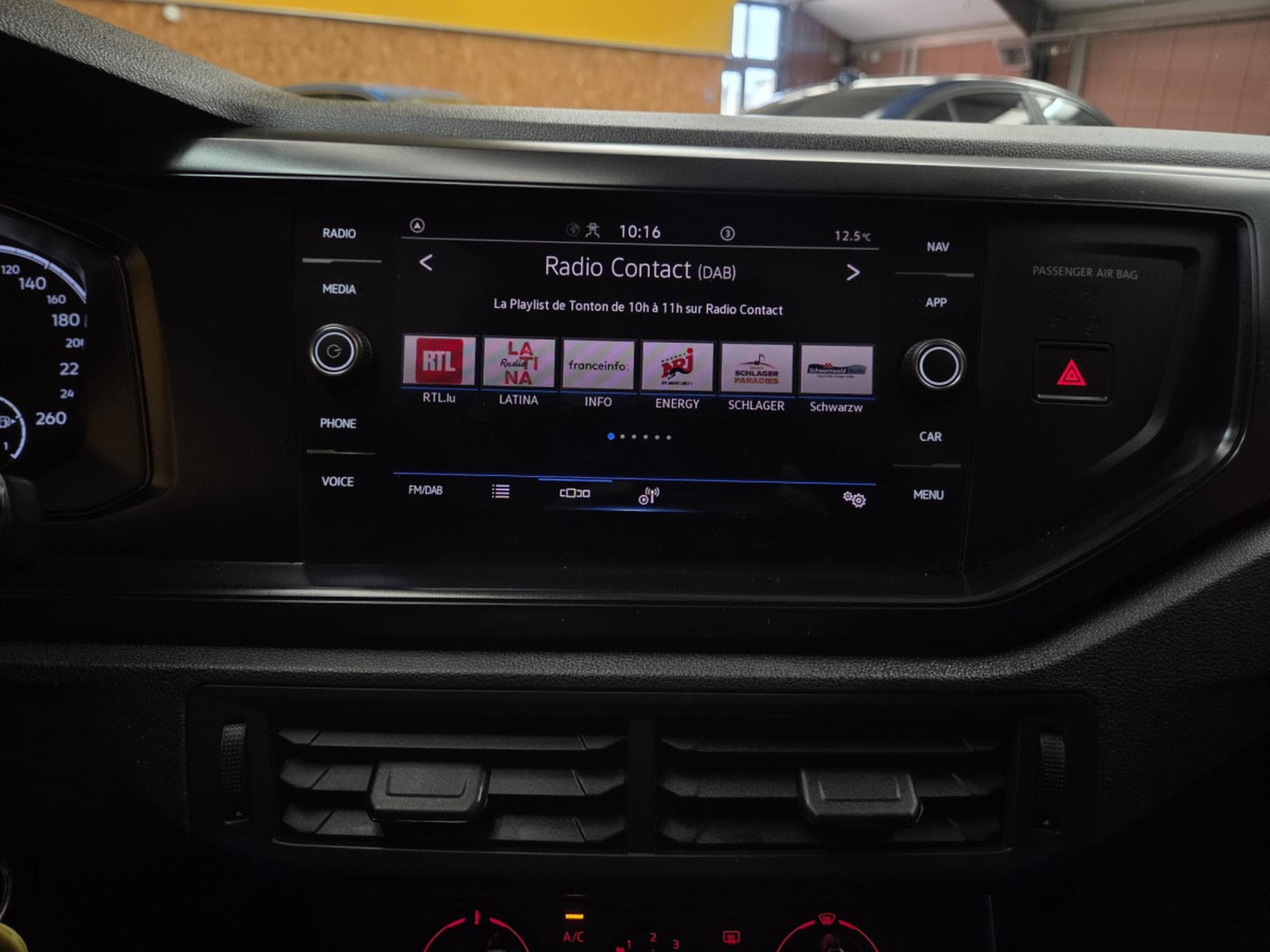 VW Polo 1.0 TRENDLINE 80CV (2020) - Photo 16