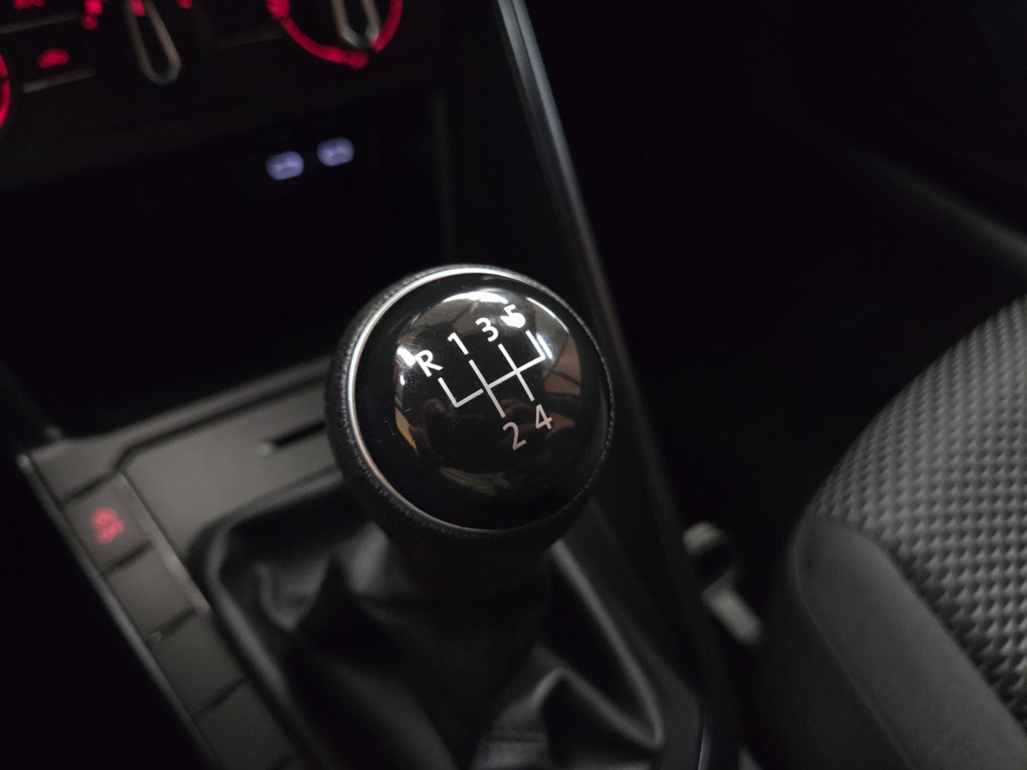 VW Polo 1.0 TRENDLINE 80CV (2020) - Photo 17