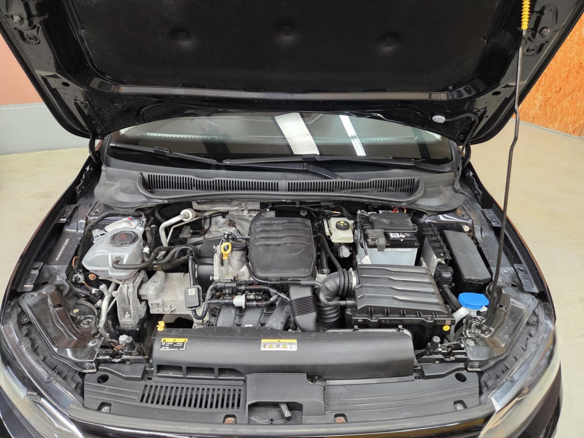 VW Polo 1.0 TRENDLINE 80CV (2020) - Photo 20