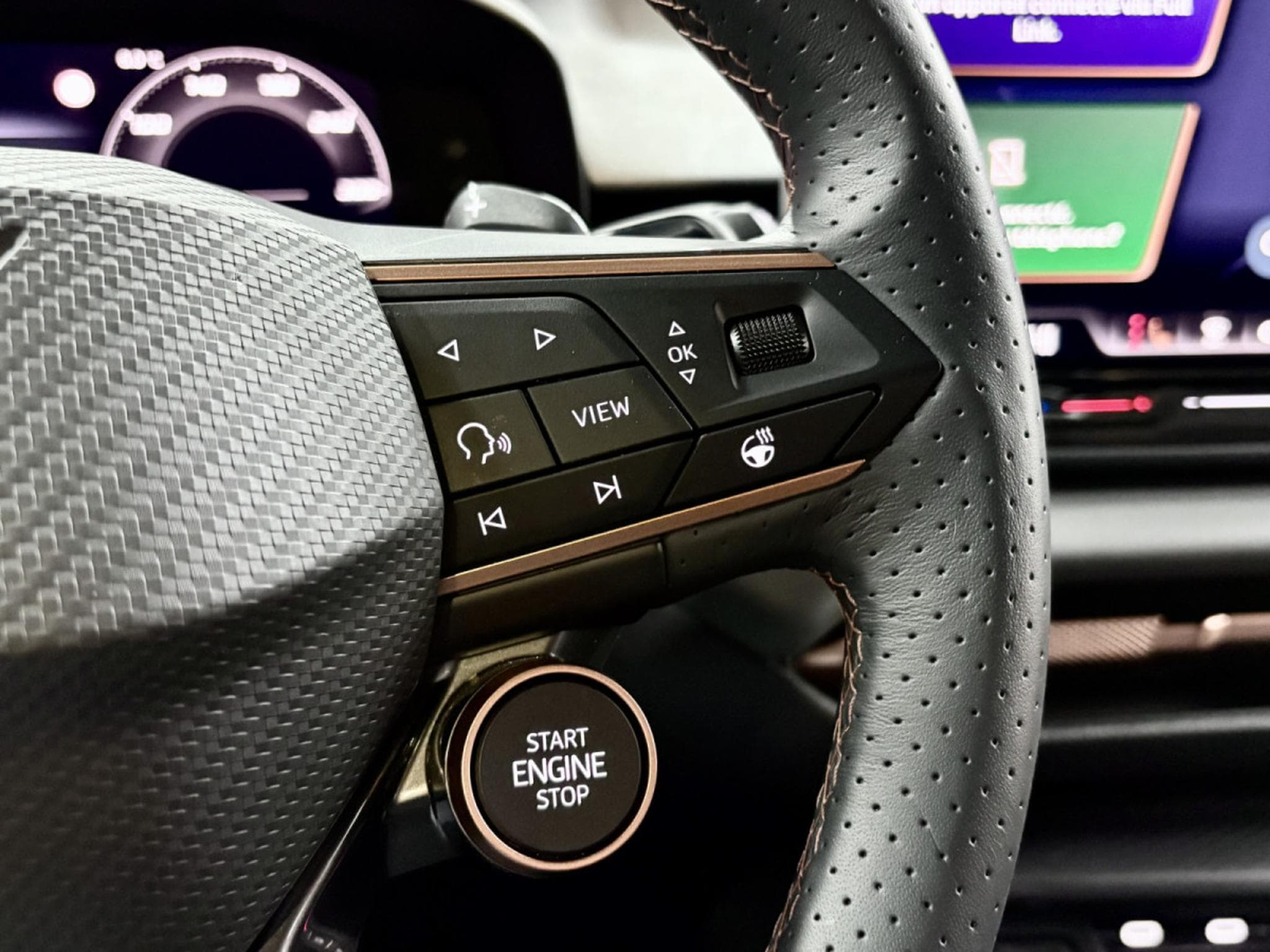 Cupra Terramar 1.5 eTSI 150 CV *TETE HAUTE* *360°* VSS* (2025) - Foto 13