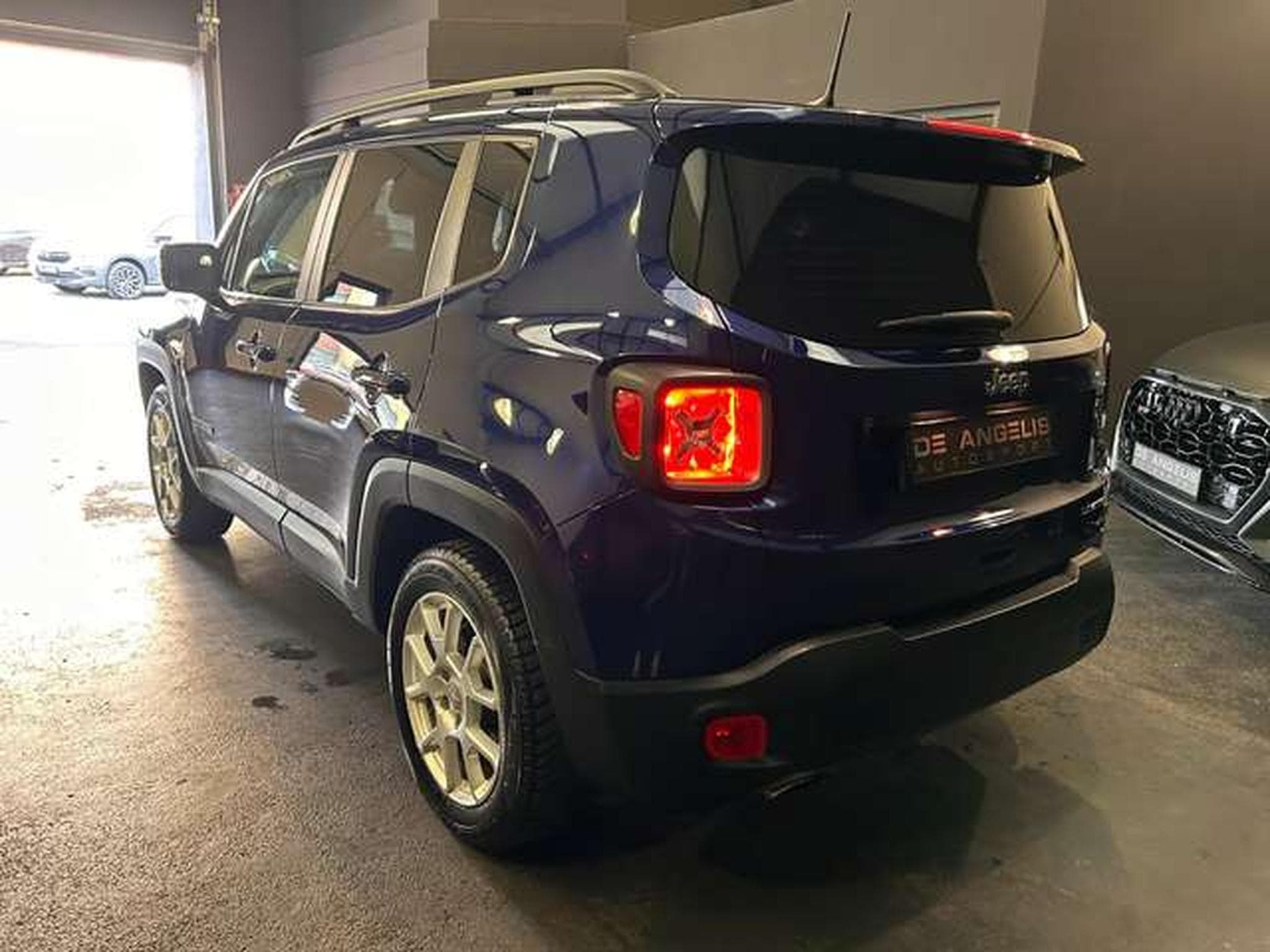 Jeep Renegade 1,6 JTD 120 LIMITED (2020) - Photo 6