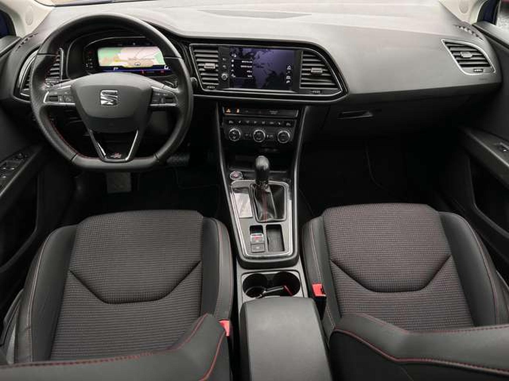 SEAT Leon FR (2020) - Photo 3