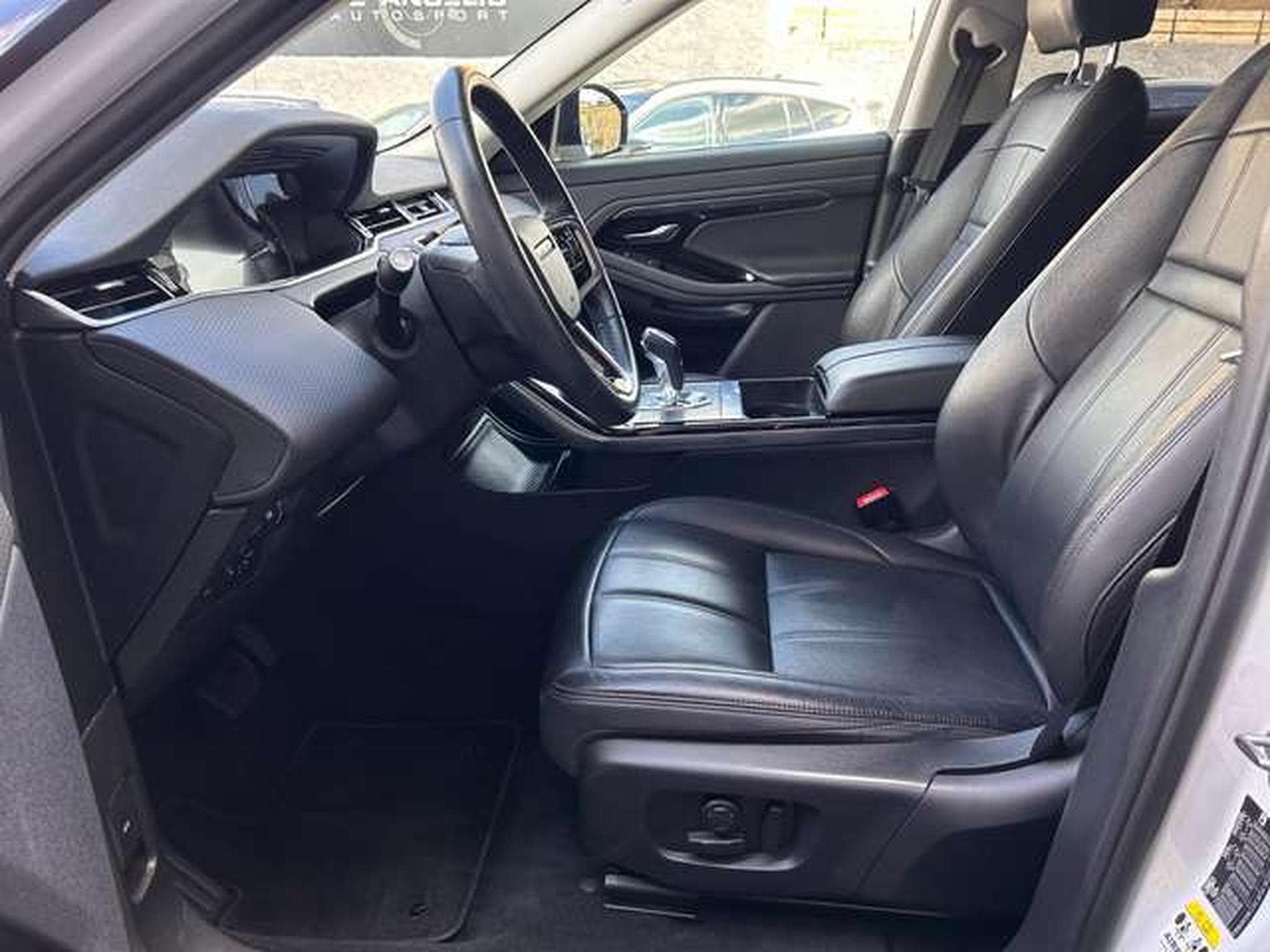 Land-Rover Range Rover Evoque 2.0 D 160 AWD (2022) - Photo 13