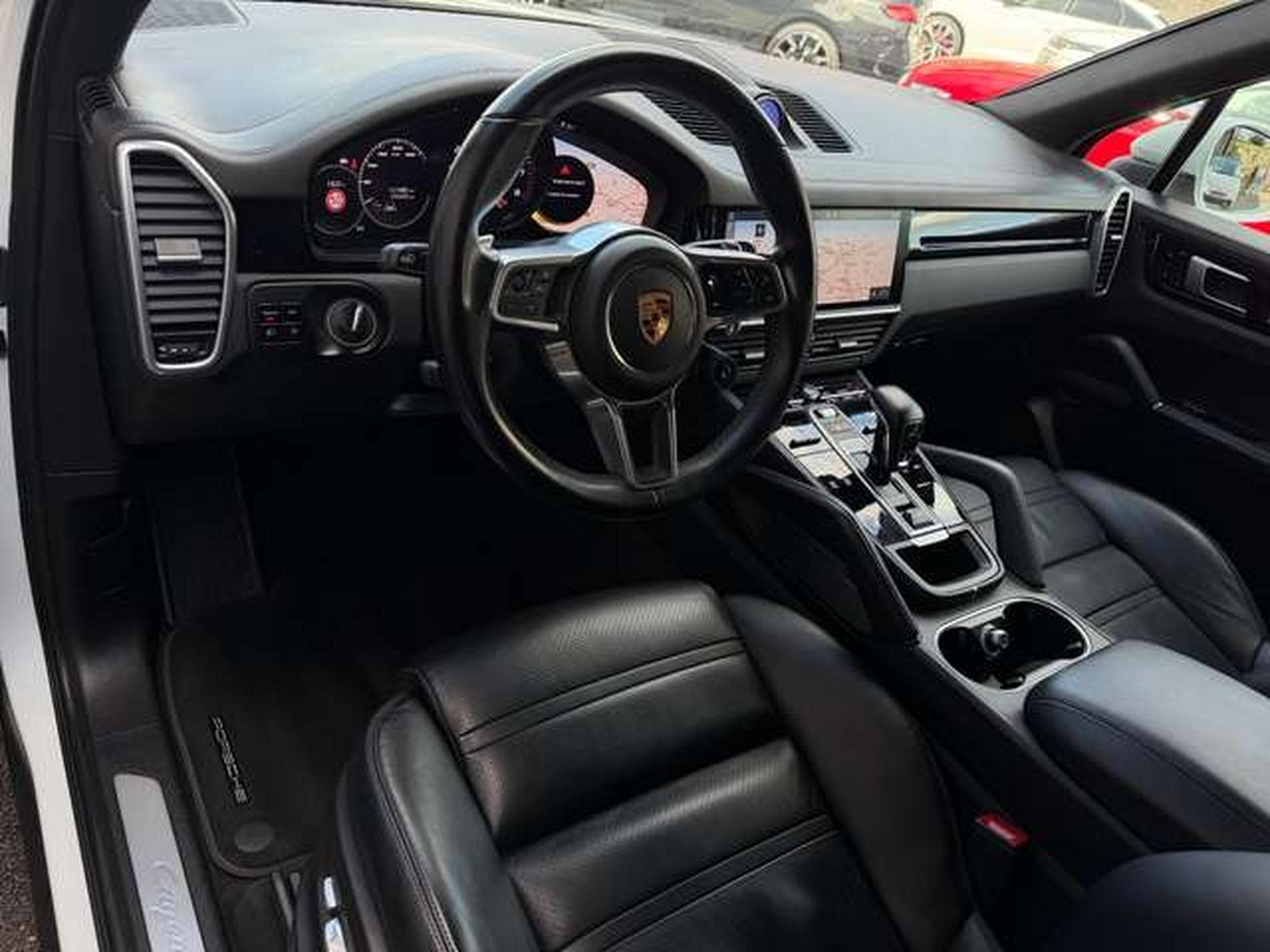 Porsche Cayenne 3.0 462 E-HYBRID (2018) - Photo 12