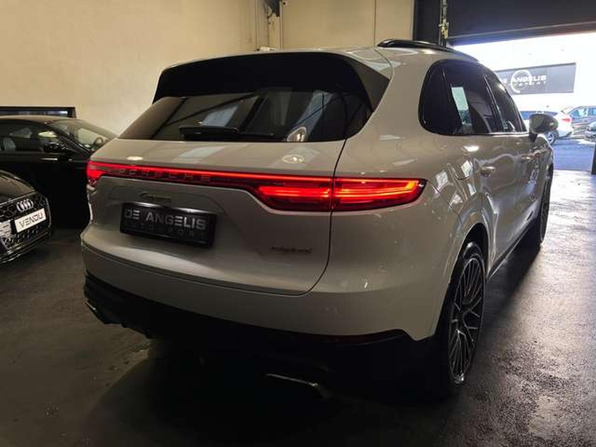 Porsche Cayenne 3.0 462 E-HYBRID (2018) - Photo 5