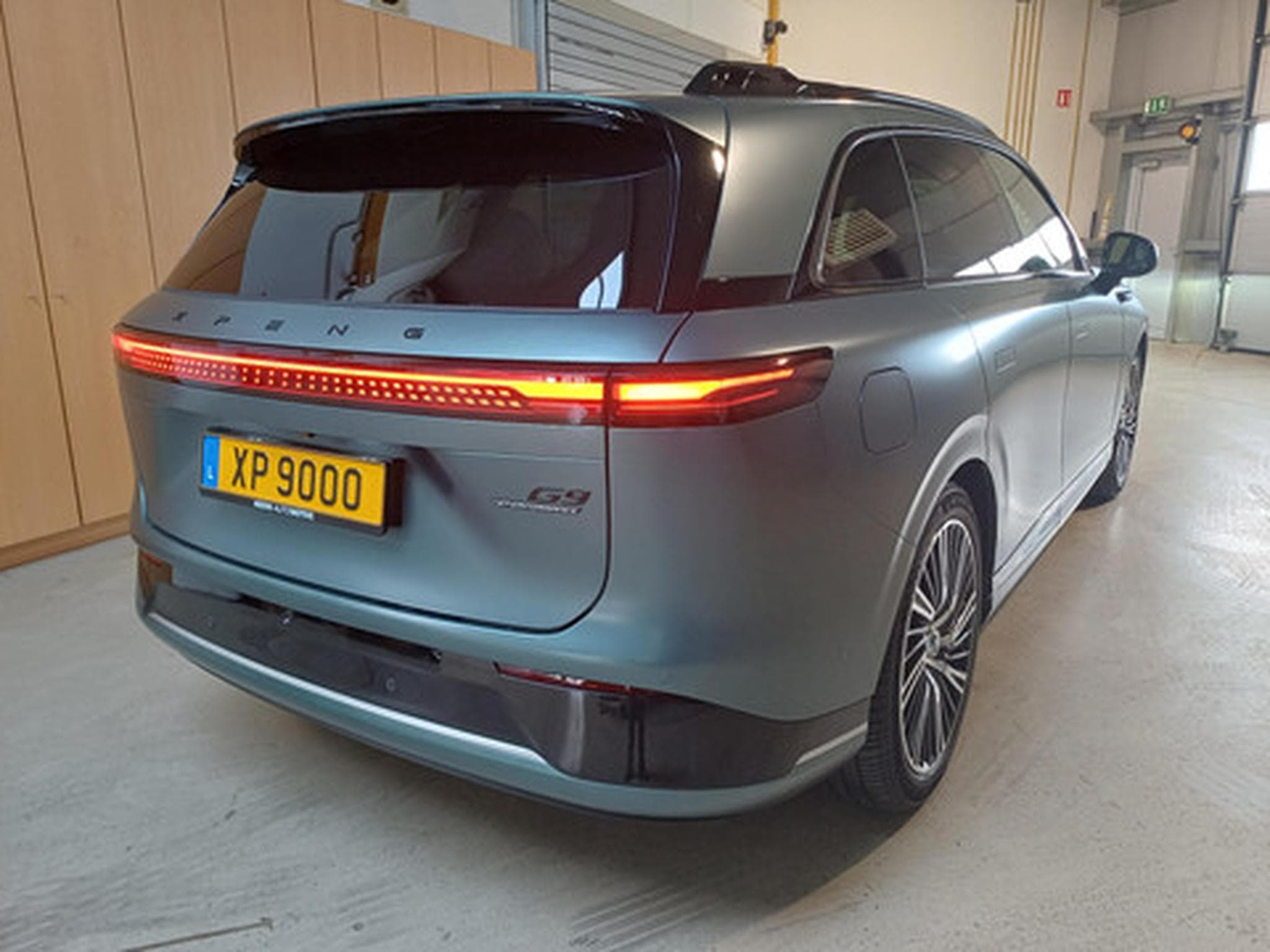 Xpeng G9 G9 New AWD Performance (2026) - Photo 6