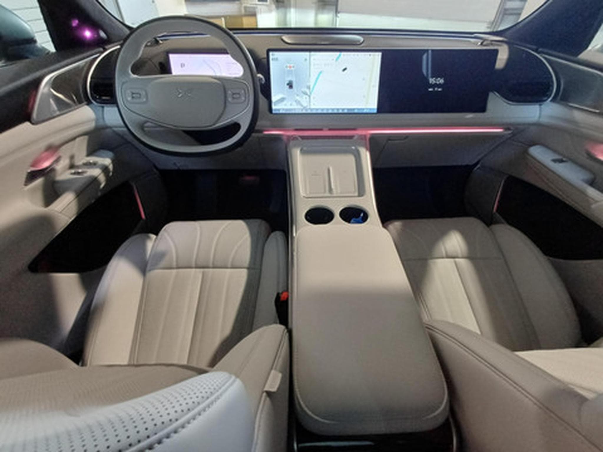 Xpeng G9 G9 New AWD Performance (2026) - Photo 7