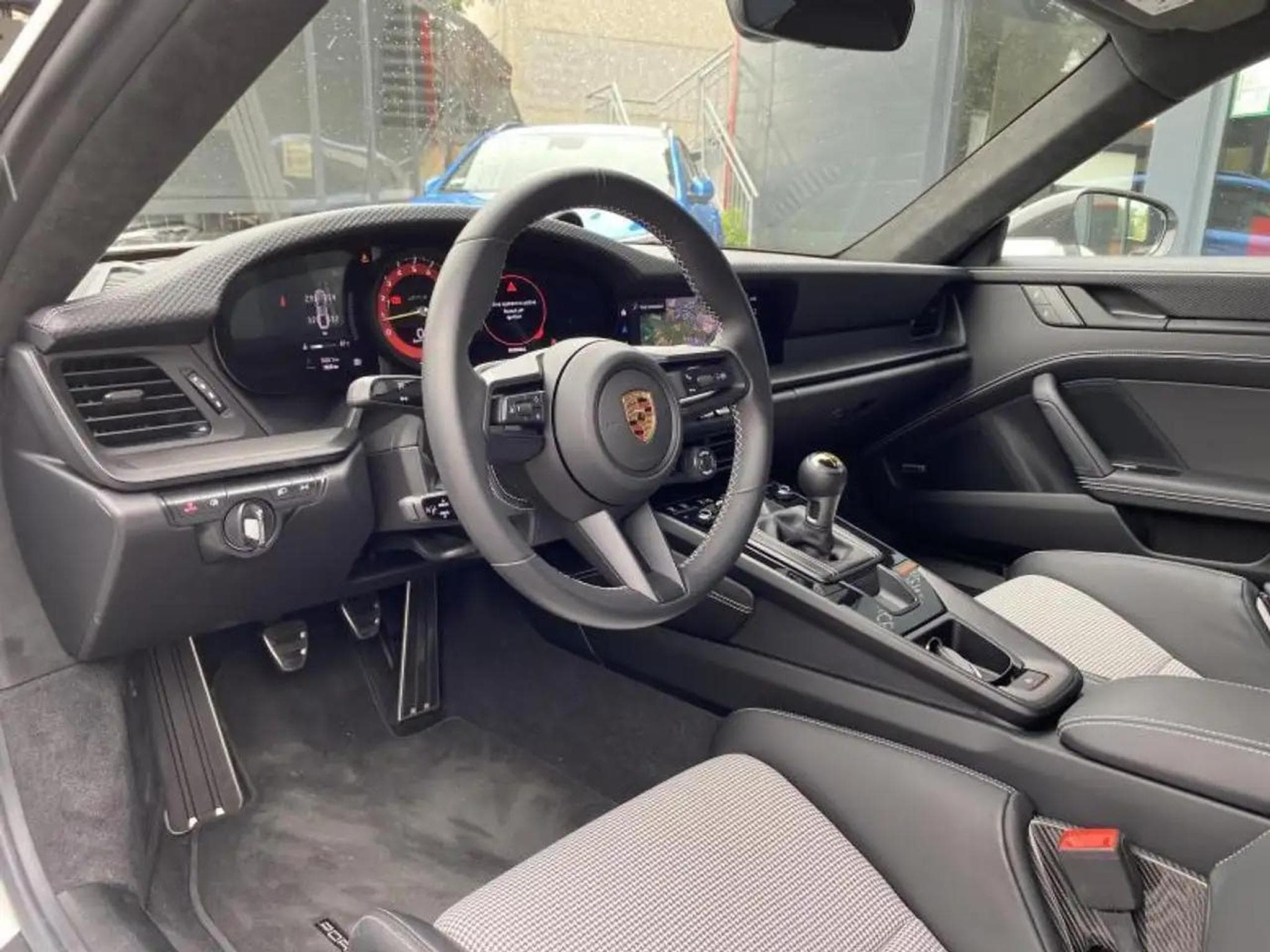 Porsche 911 (2023) - Photo 20