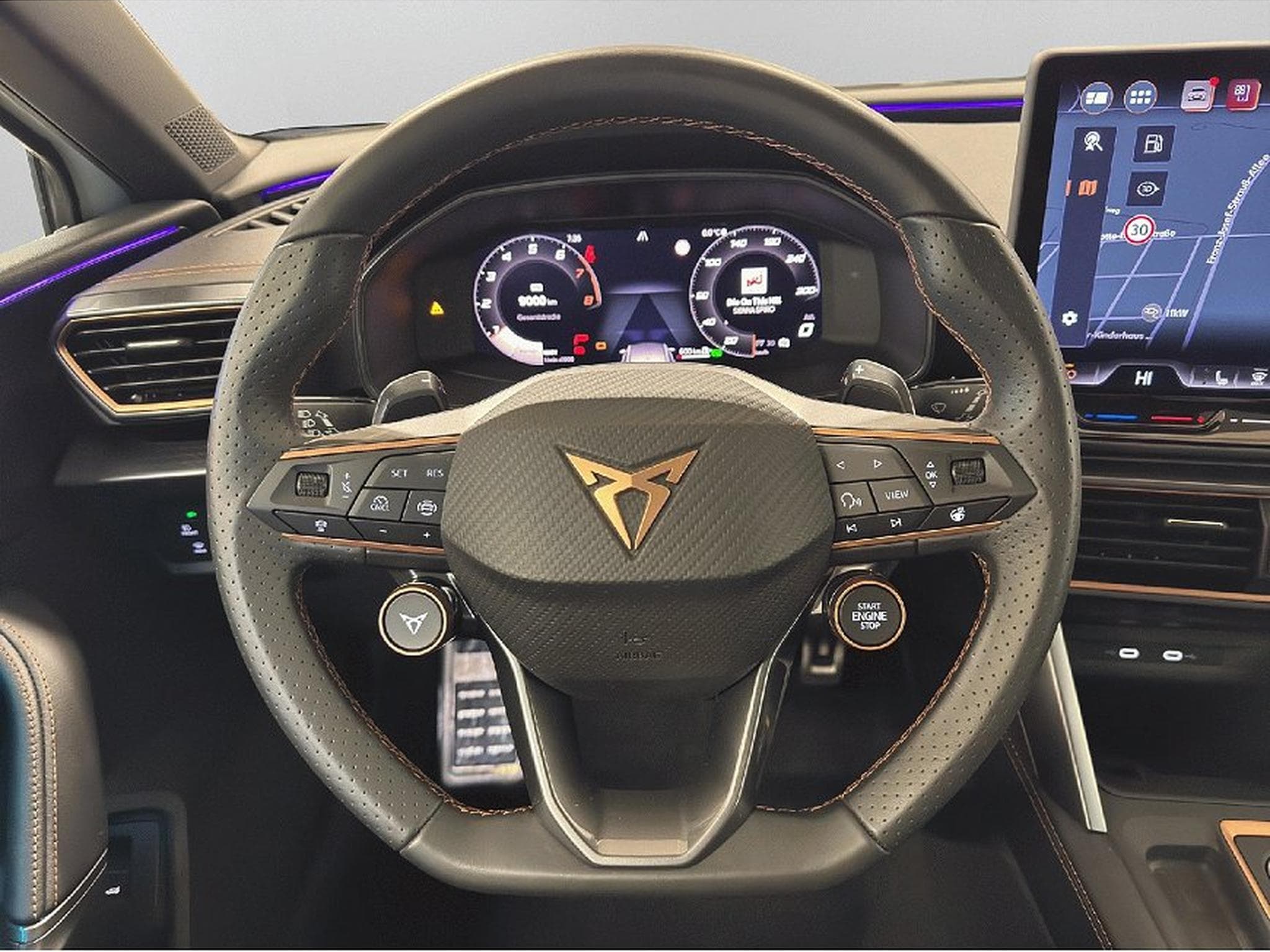 Cupra Leon (2025) - Photo 17