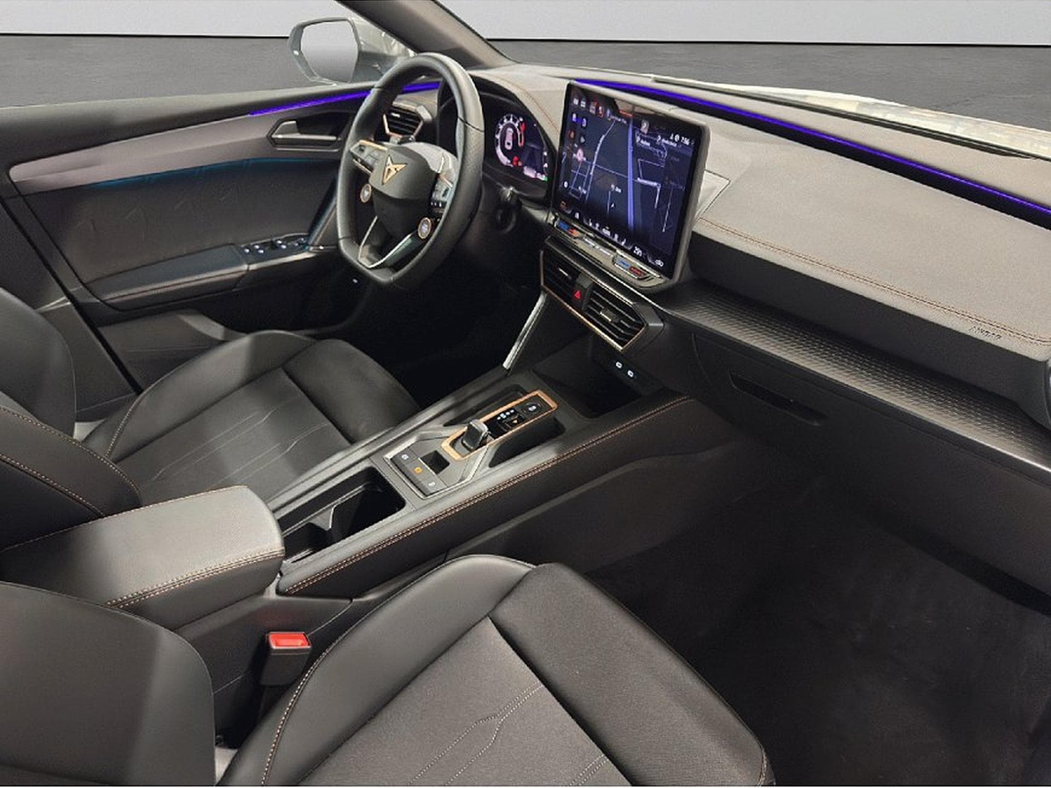 Cupra Leon (2025) - Photo 20