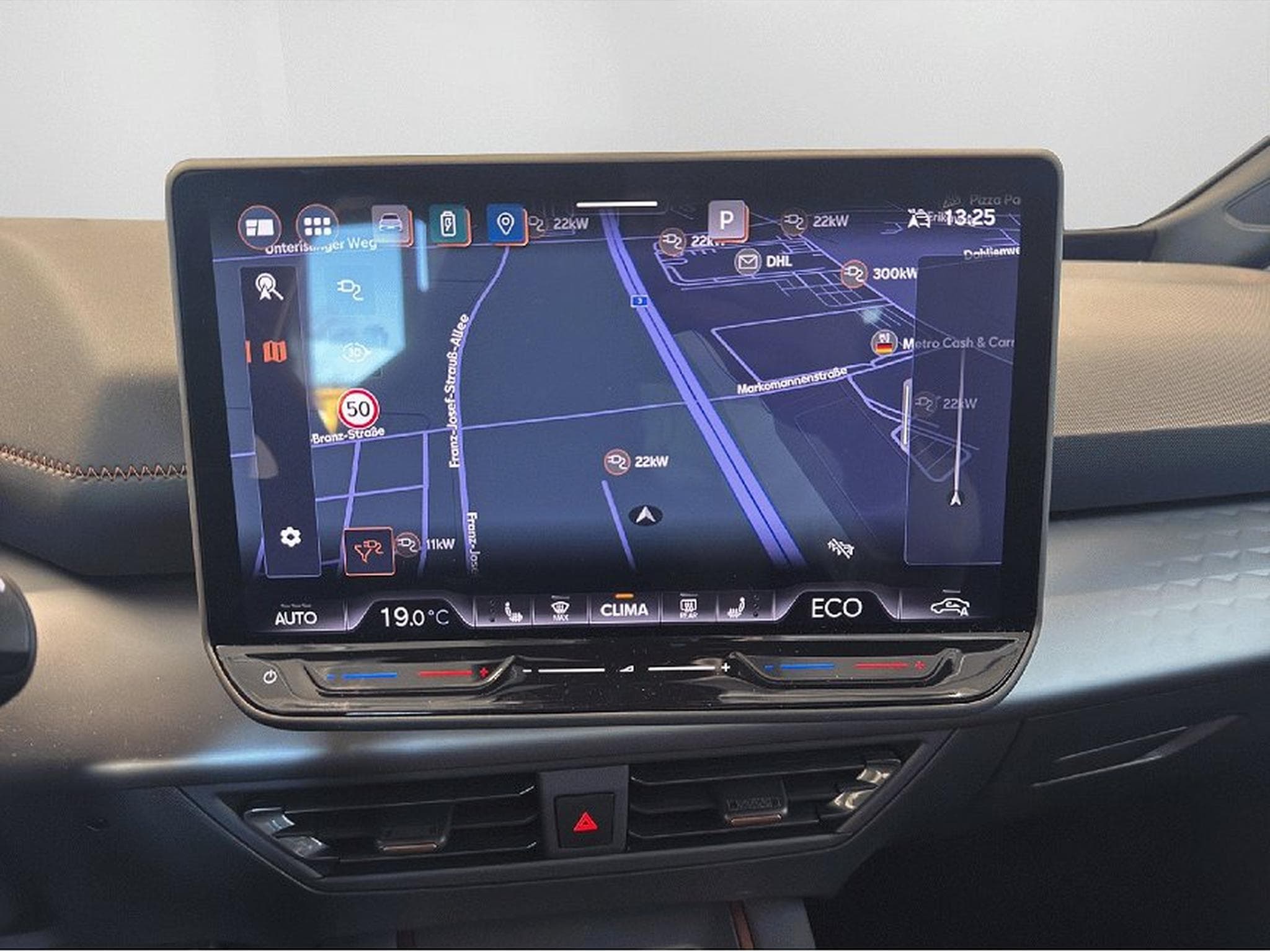 Cupra Born (2025) - Photo 14