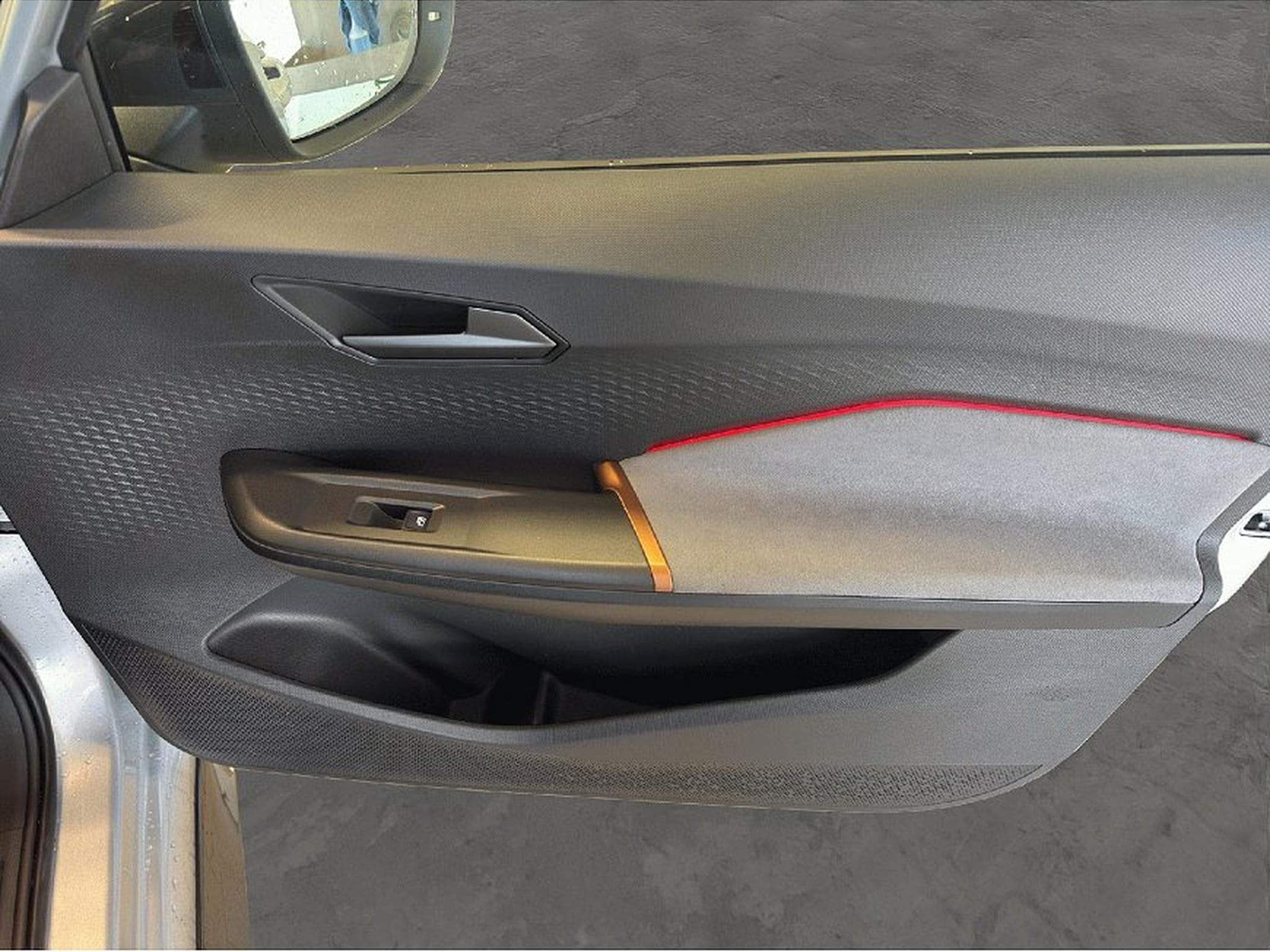 Cupra Born (2025) - Photo 19