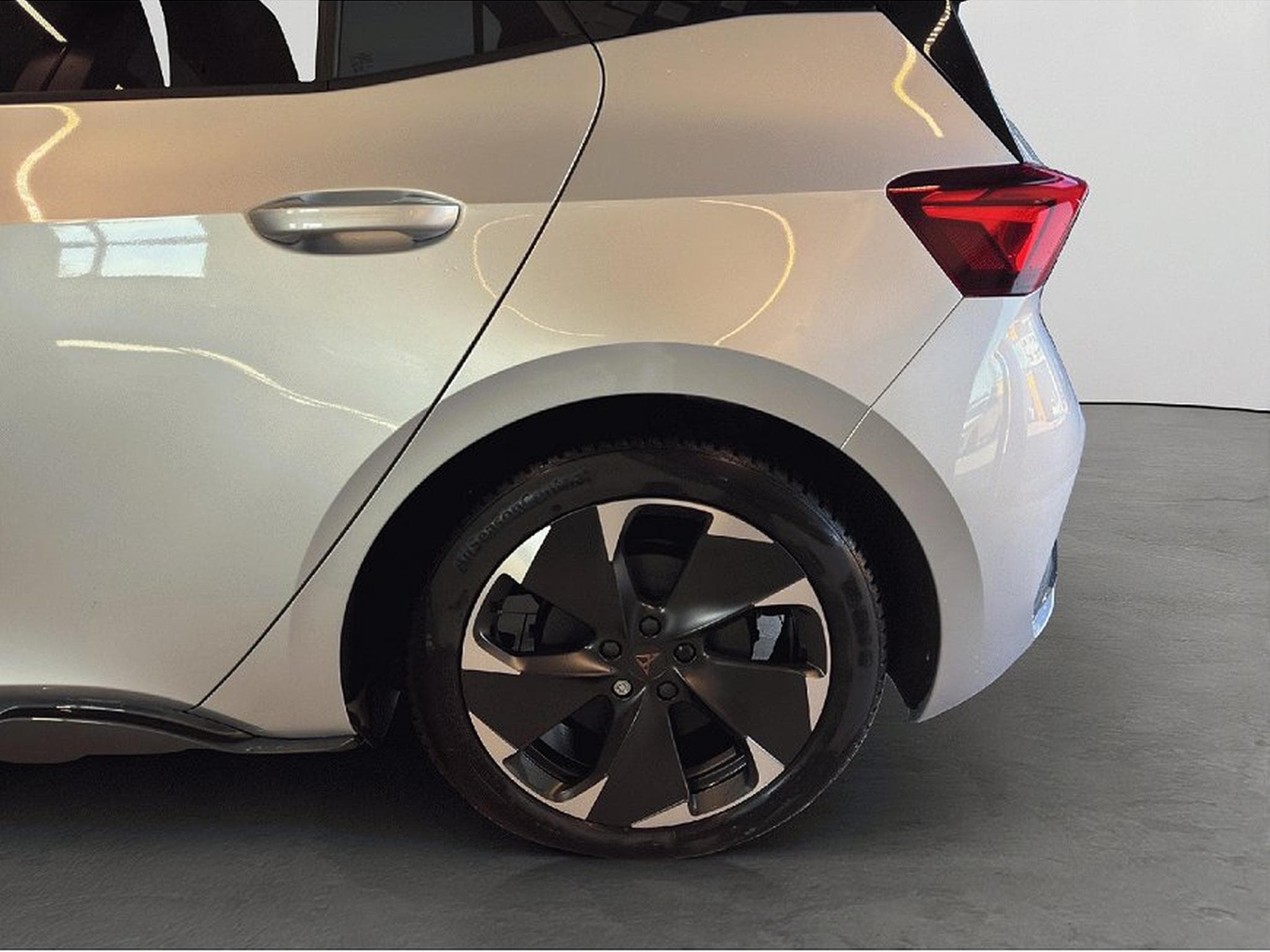 Cupra Born (2025) - Photo 7