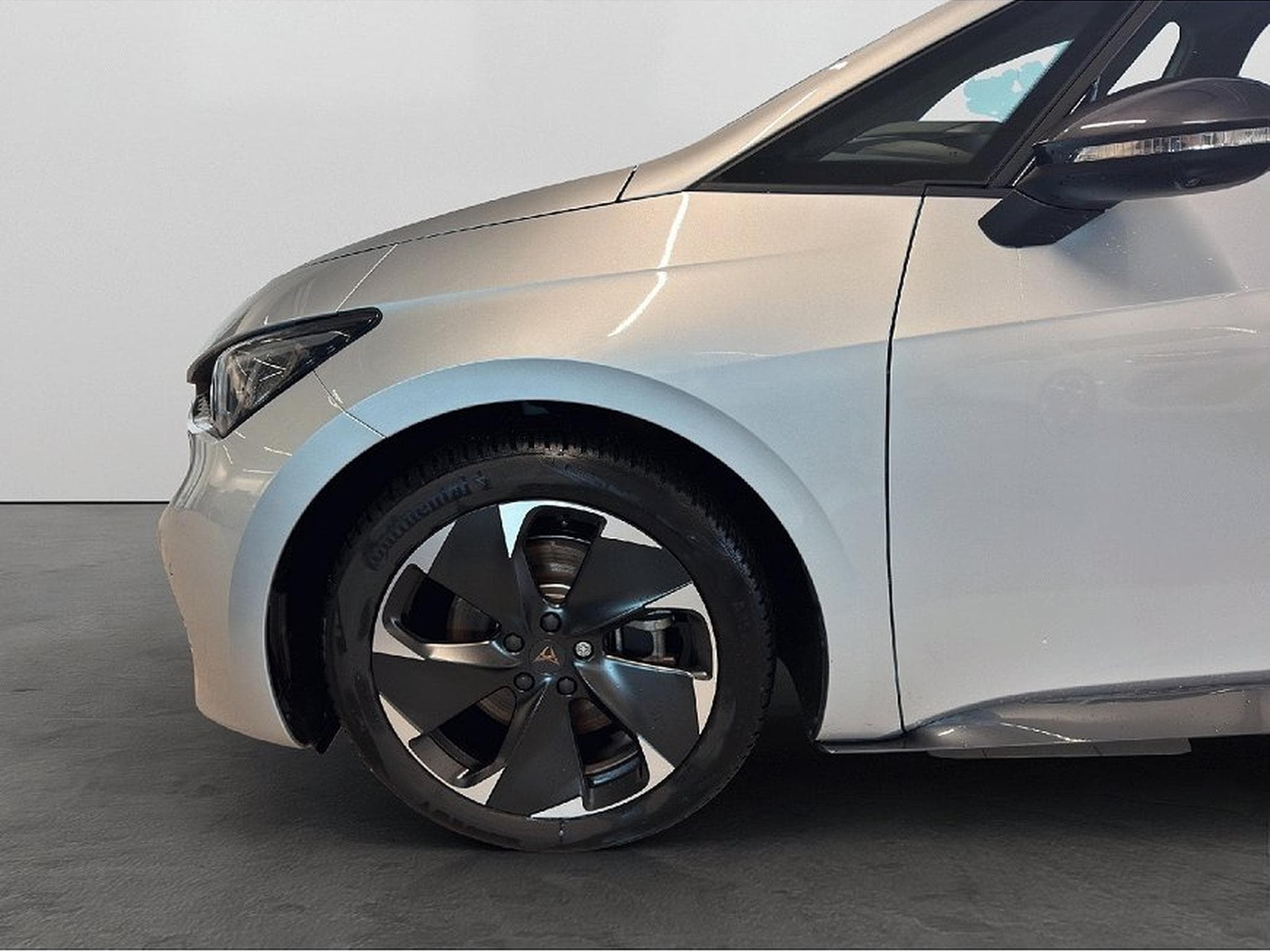 Cupra Born (2025) - Photo 8