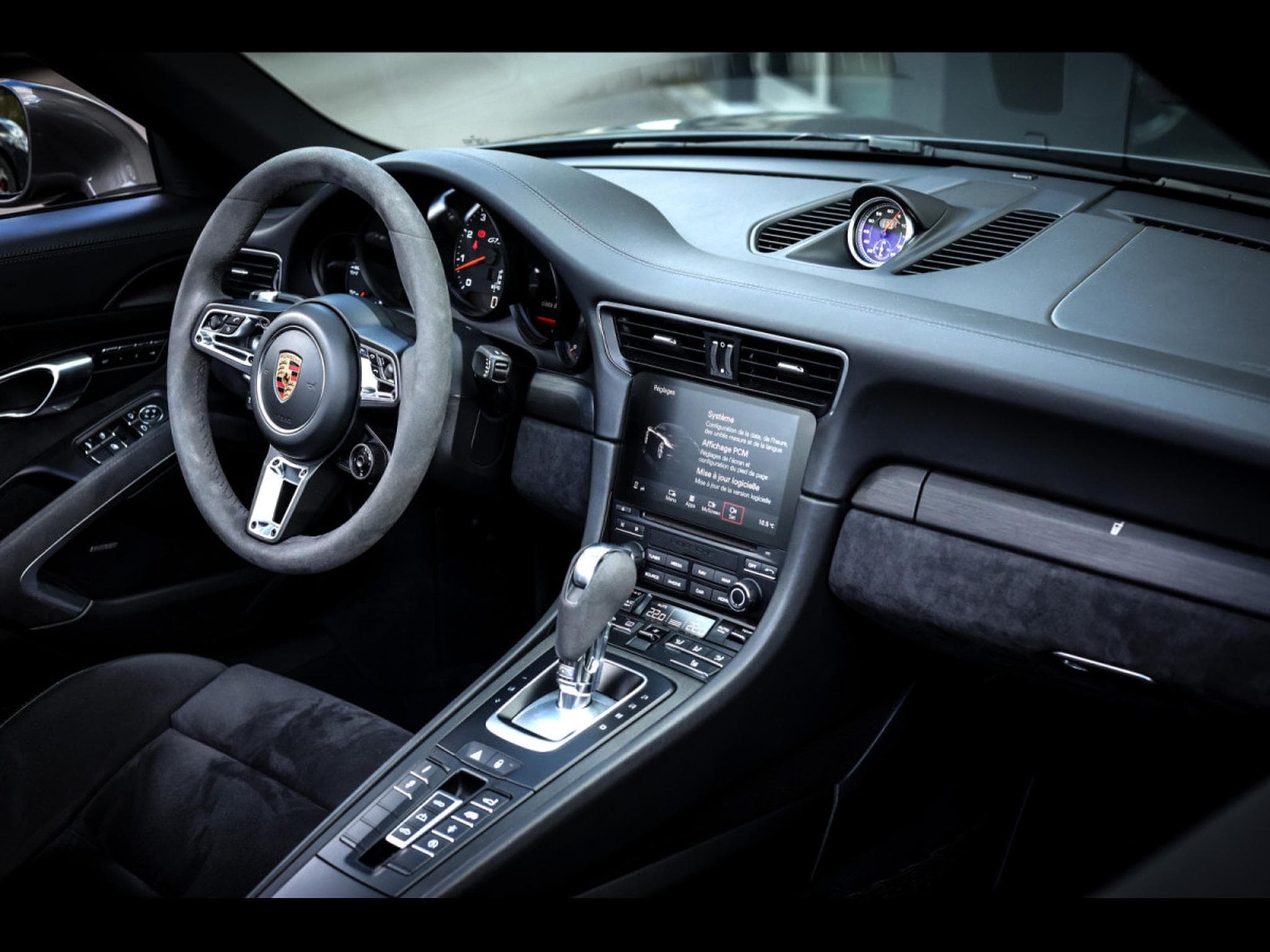 Porsche 911 (991.2) CARRERA GTS CABRIOLET PDK – PORSCHE APPROVED 01/2027 (2018) - Photo 20