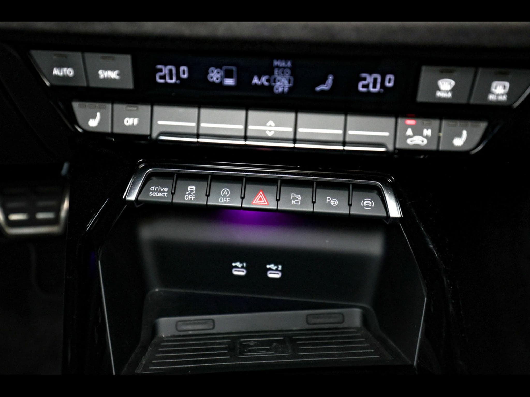 Audi RS3 SPORTBACK 2.5 TFSI QUATTRO S-TRONIC – PACK RS CARBON – ASCAR (2024) - Photo 25