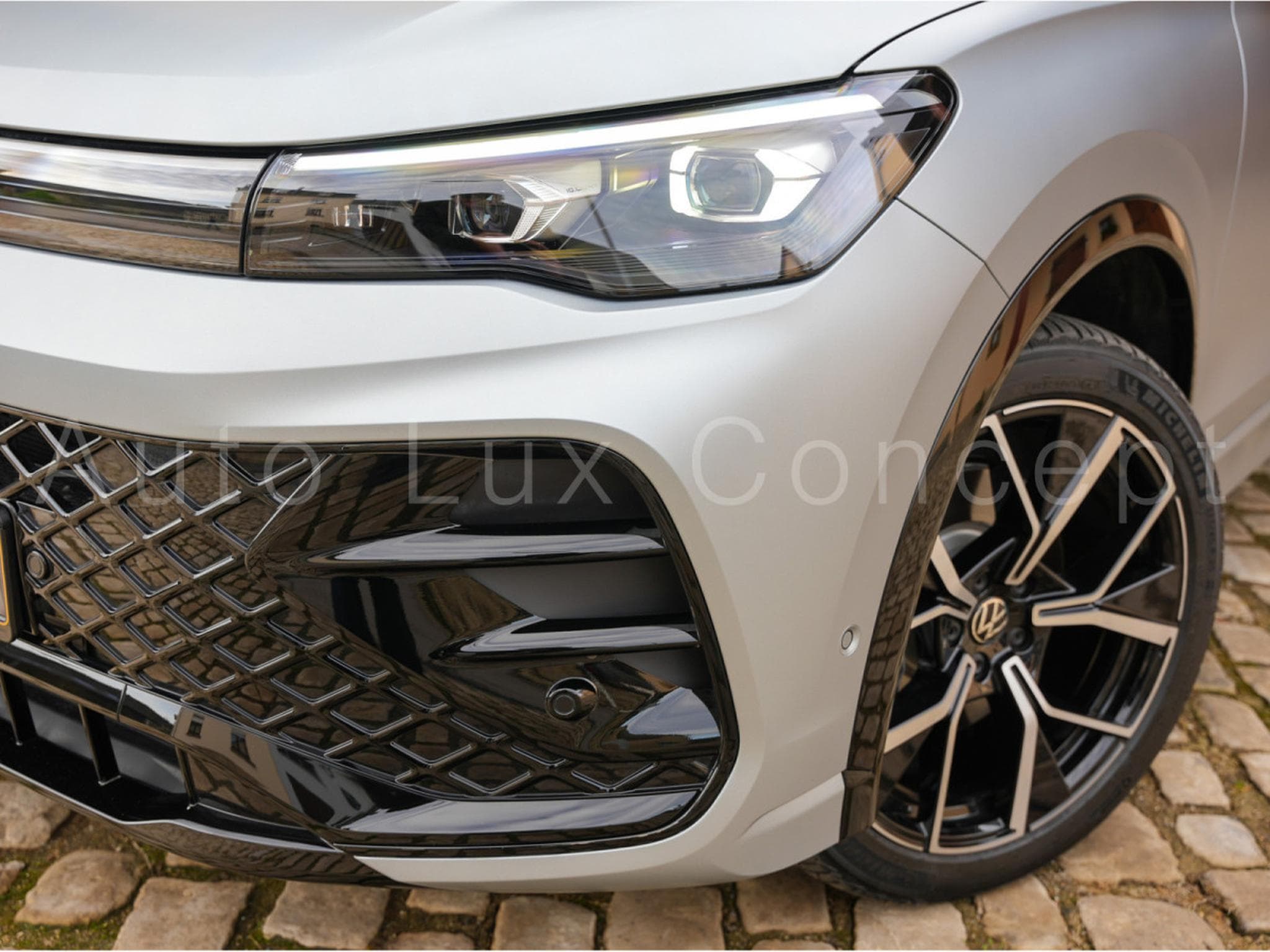 VW Tiguan R-Line 2.0 TDI 4MOTION 193 ch DSG 7 (2025) - Photo 28