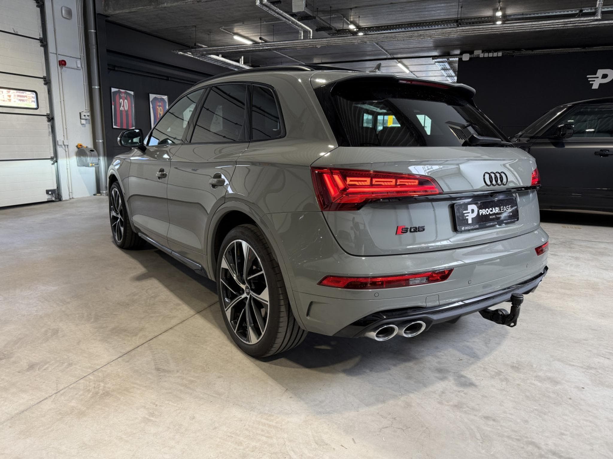 Audi SQ5 S-line/21/HUD/Matrix-LED/Bang & Olufsen/Camera/AHK/Leder/VOL (2021) - Photo 10