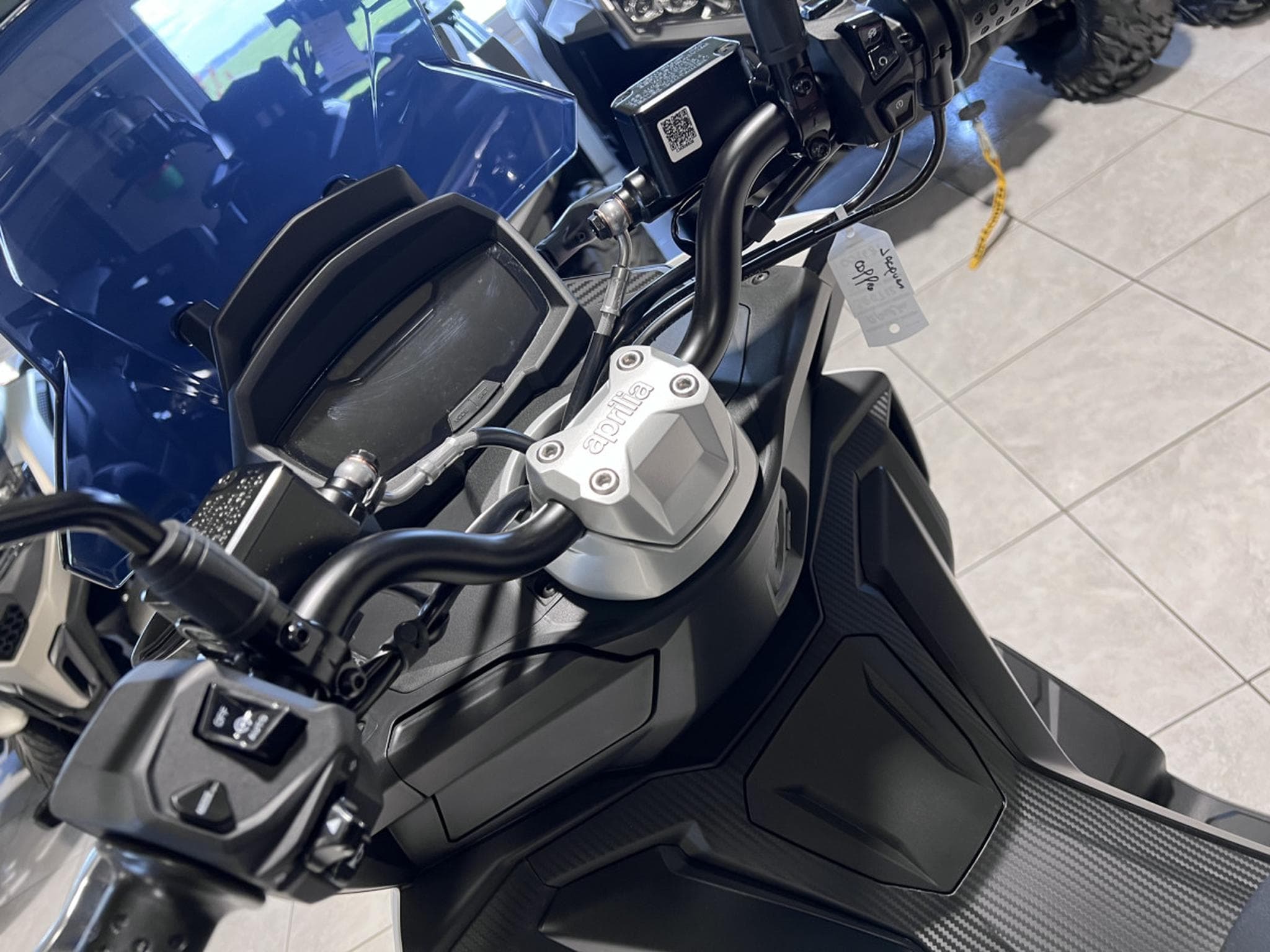 Aprilia SR GT SPORT GREY BLACK (2026) - Photo 7