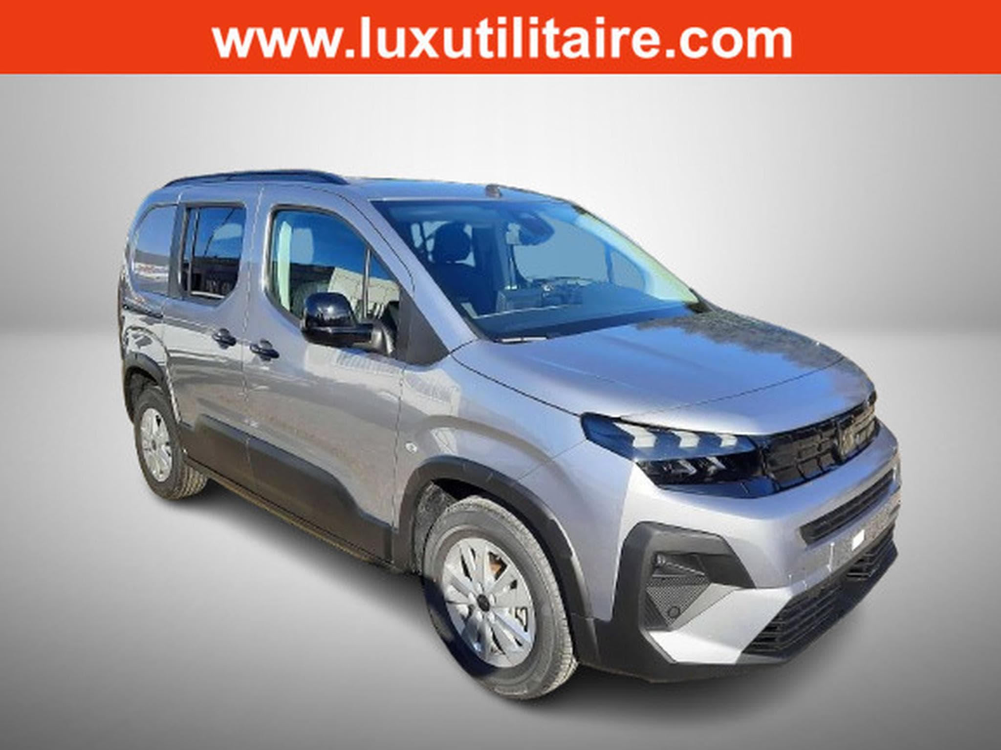 Peugeot Rifter AT 130 N1/NAVY/Kamera (2026) - Foto 1