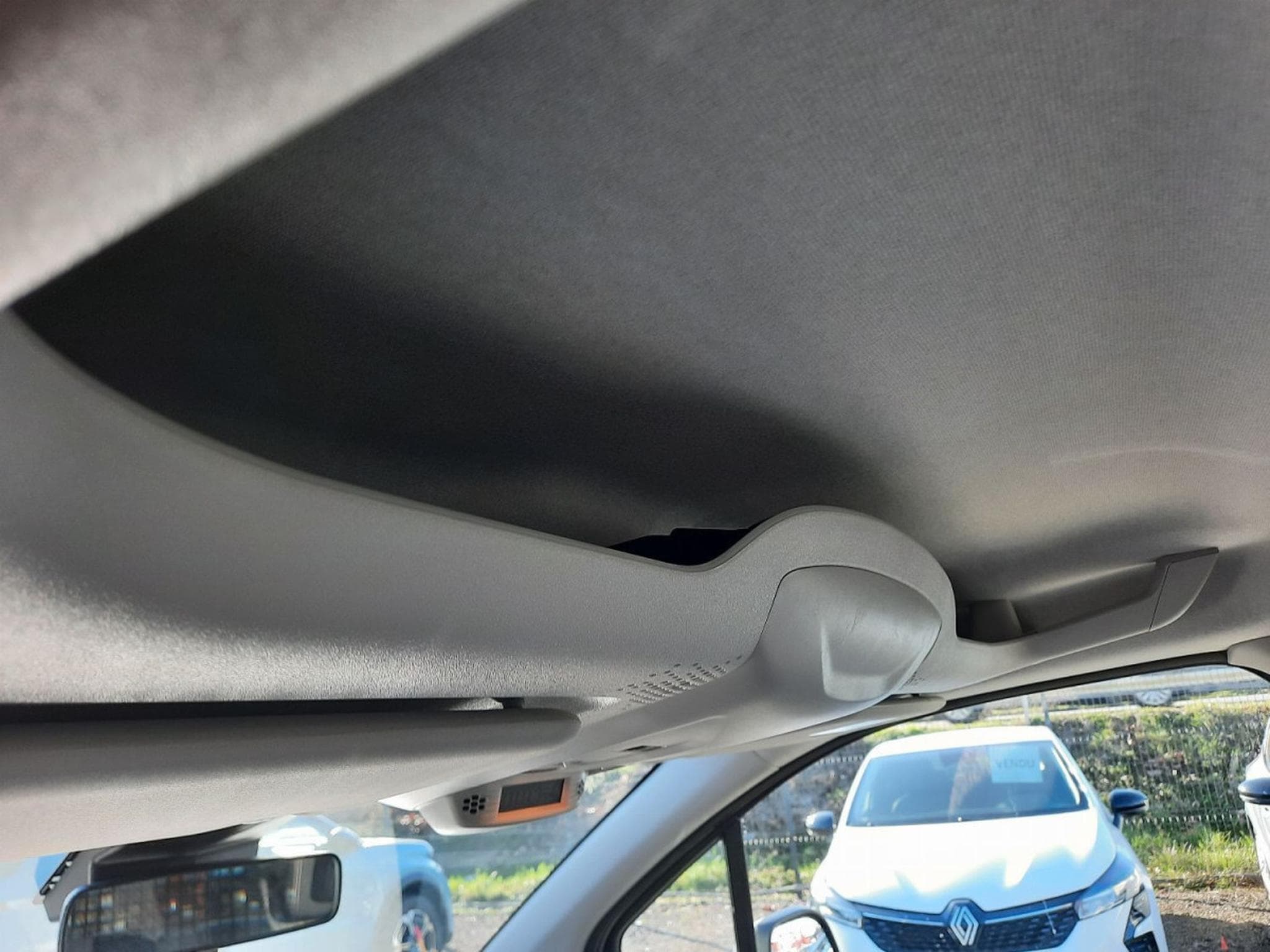 Peugeot Rifter AT 130 N1/NAVY/Kamera (2026) - Foto 16