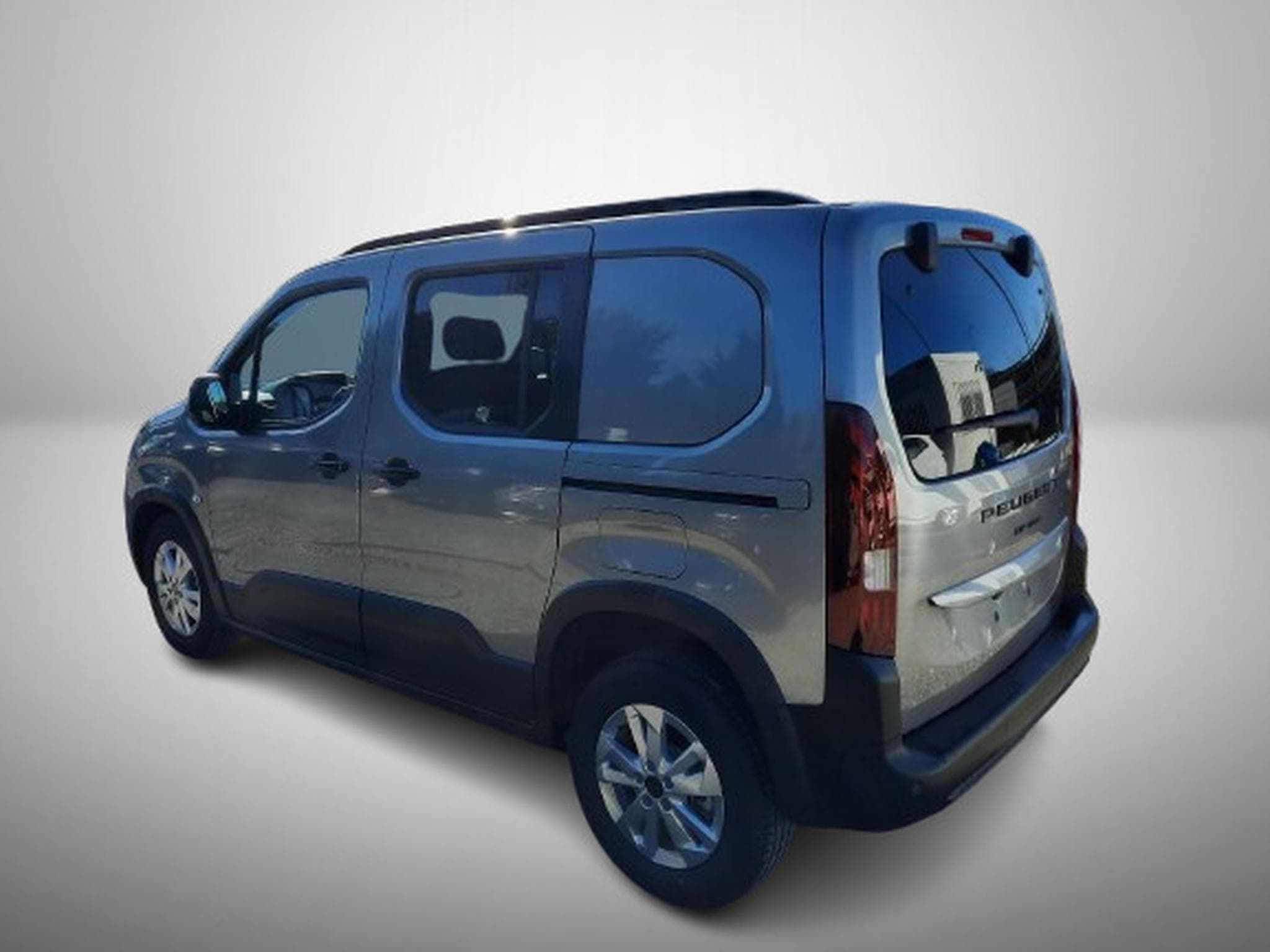 Peugeot Rifter AT 130 N1/NAVY/Kamera (2026) - Foto 7