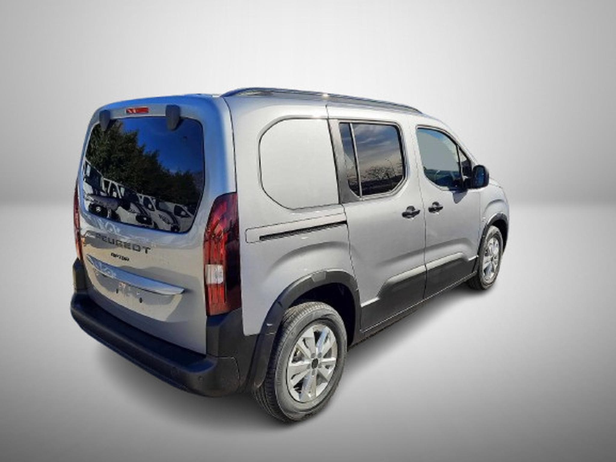 Peugeot Rifter AT 130 N1/NAVY/Kamera (2026) - Foto 9