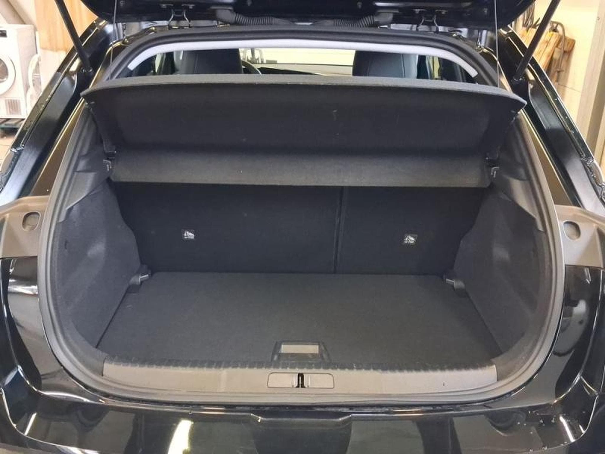 OPEL Mokka Electric 136ch GS (2024) - Photo 8