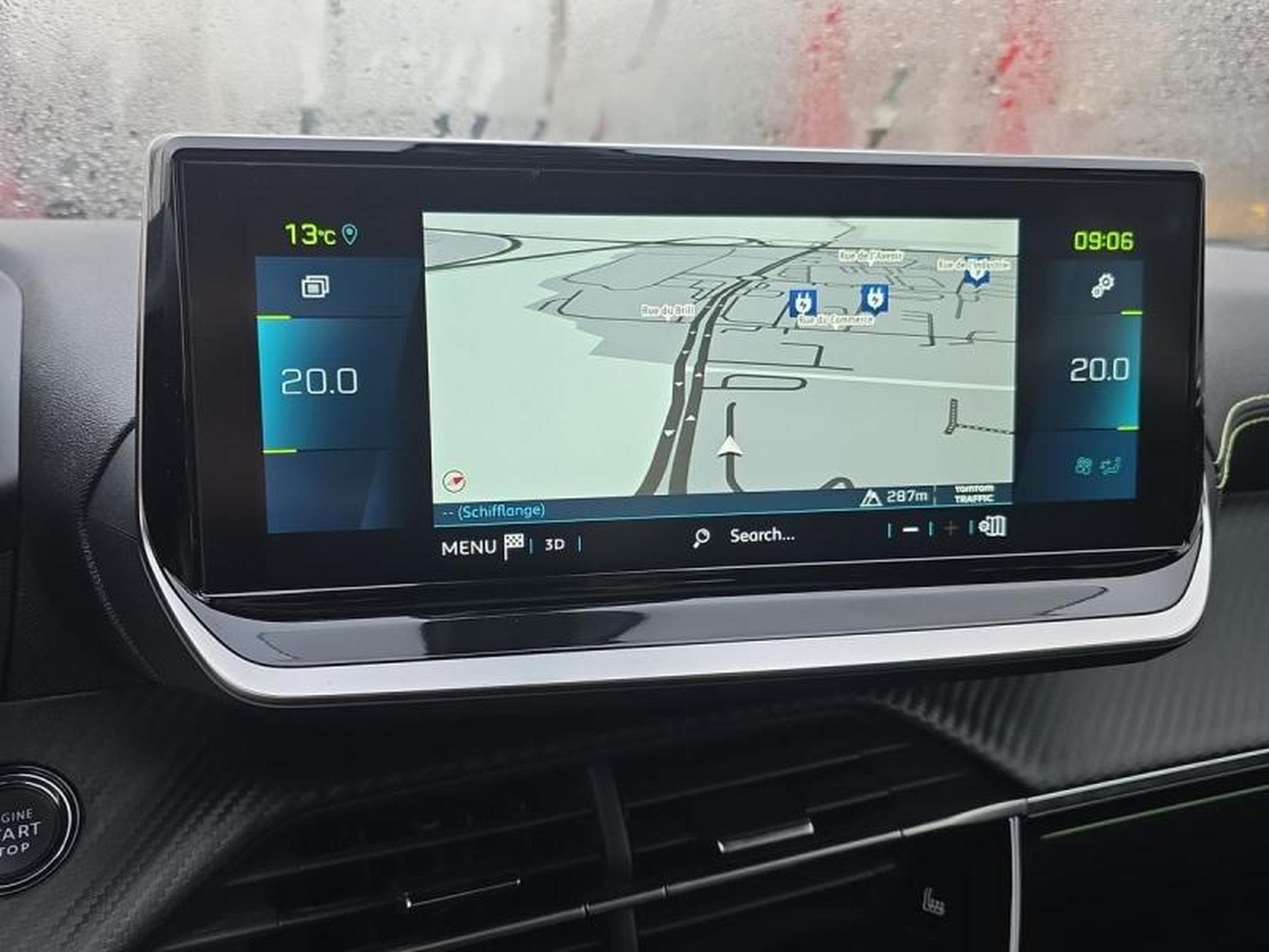 PEUGEOT 2008 e-2008 136ch GT (2023) - Photo 5