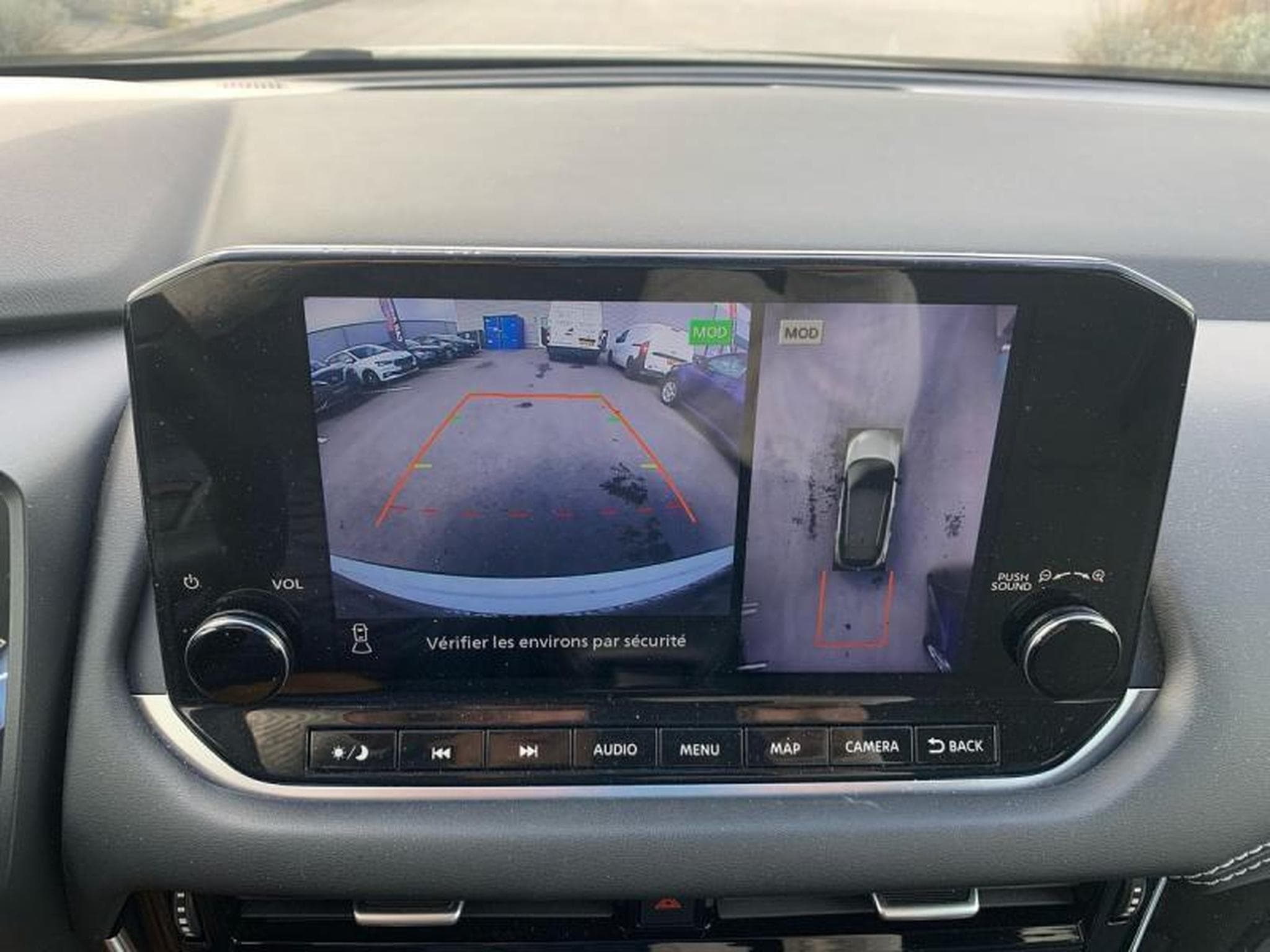 Nissan Qashqai Tekna (2022) - Photo 12