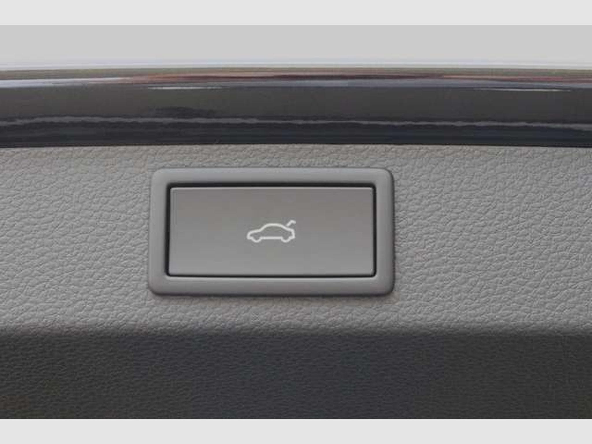 Skoda Karoq Sportline DSG/ACC/Matrix/AHK/Side/5-J Gara (2026) - Photo 6