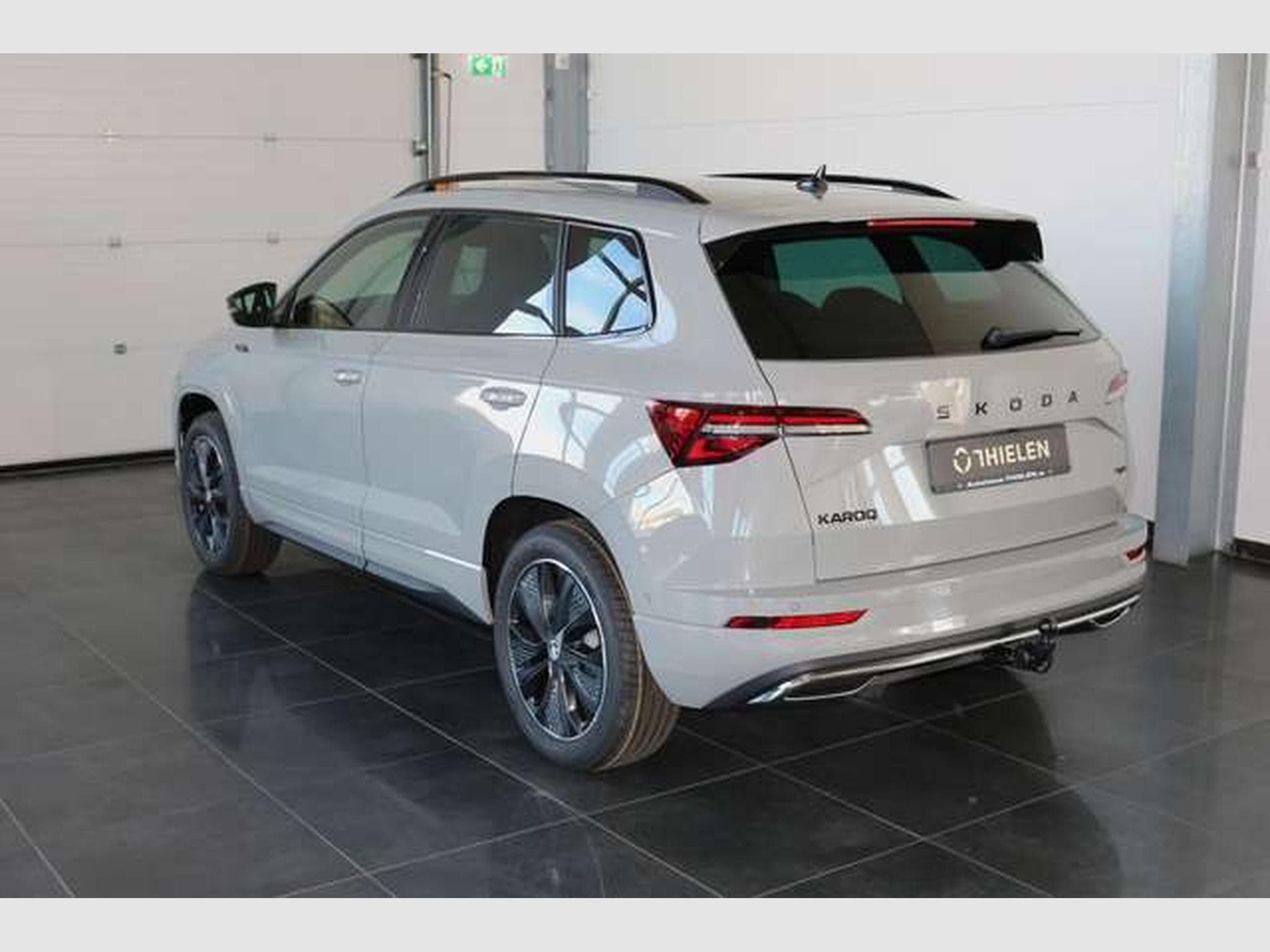 Skoda Karoq Sportline DSG/ACC/Matrix/AHK/Side/5-J Gara (2026) - Photo 3