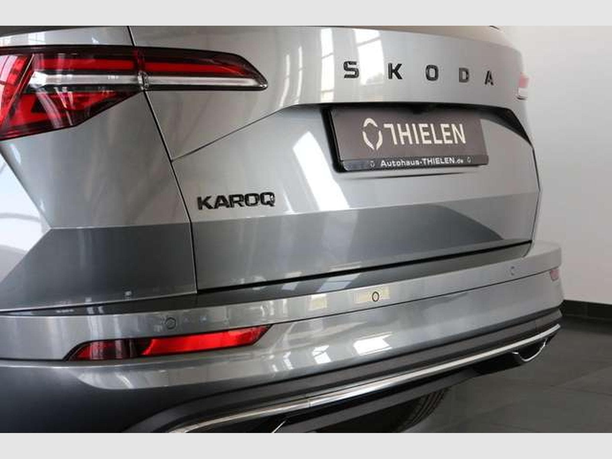 Skoda Karoq Sportline DSG/ACC/Matrix/AHK/Side/5-J Gara (2026) - Photo 3